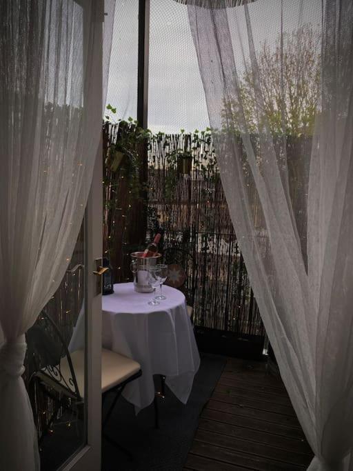 Balcony Flat In Victorian West Kensington Mansion Leilighet *