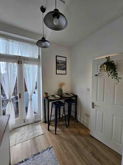 Leilighet Balcony Flat In Victorian West Kensington Mansion London