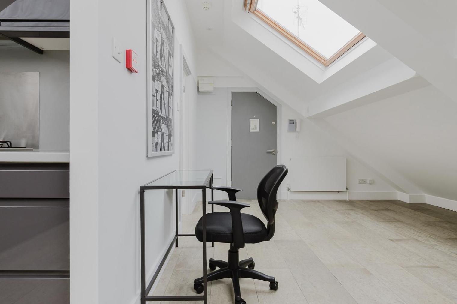 Blueground Clerkenwell Furnished Ready Lon-605 Apartment London