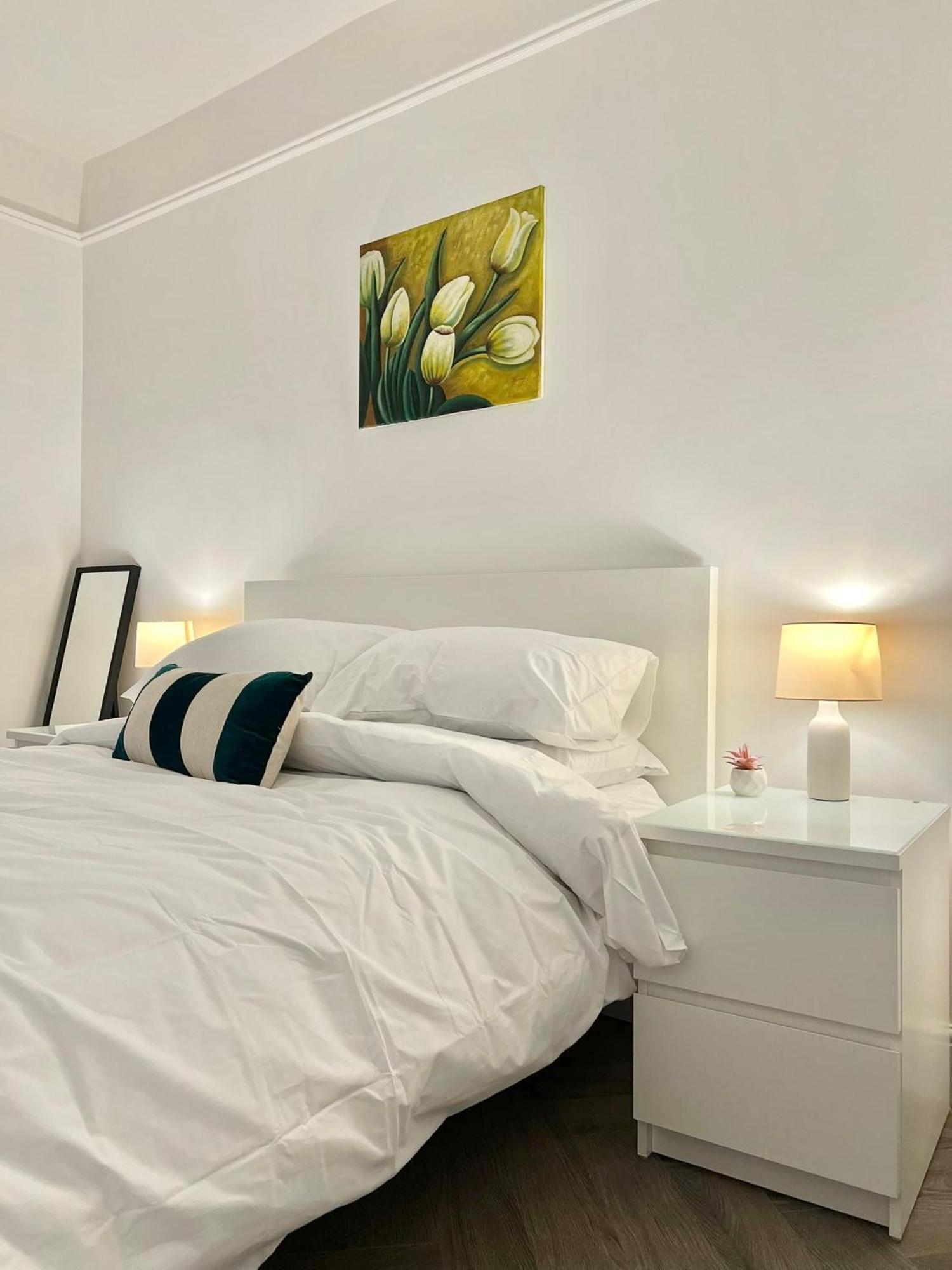 Apartment New 2 Bed Mansion Flat In Chinatown!