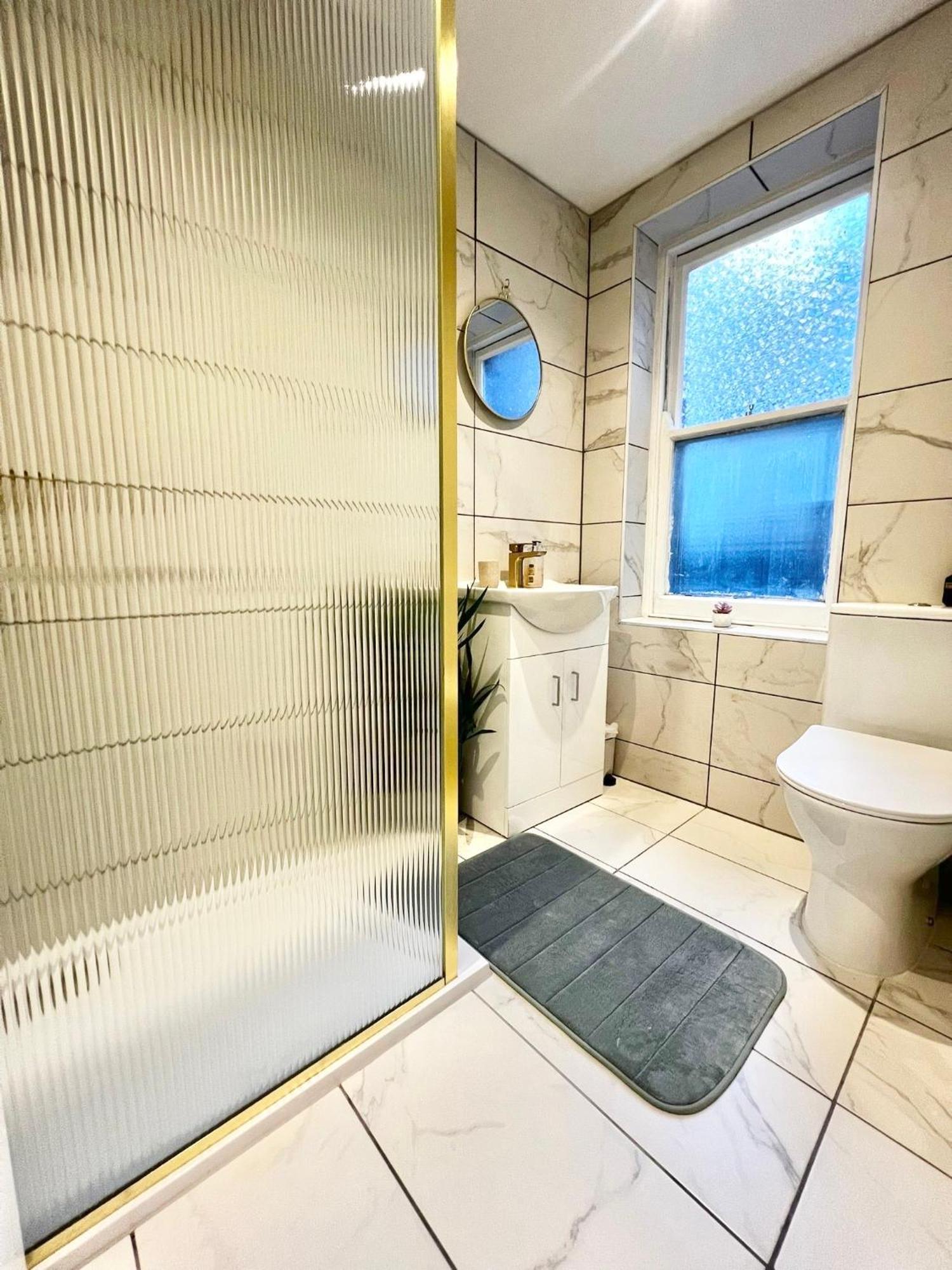 Apartment New 2 Bed Mansion Flat In Chinatown! *