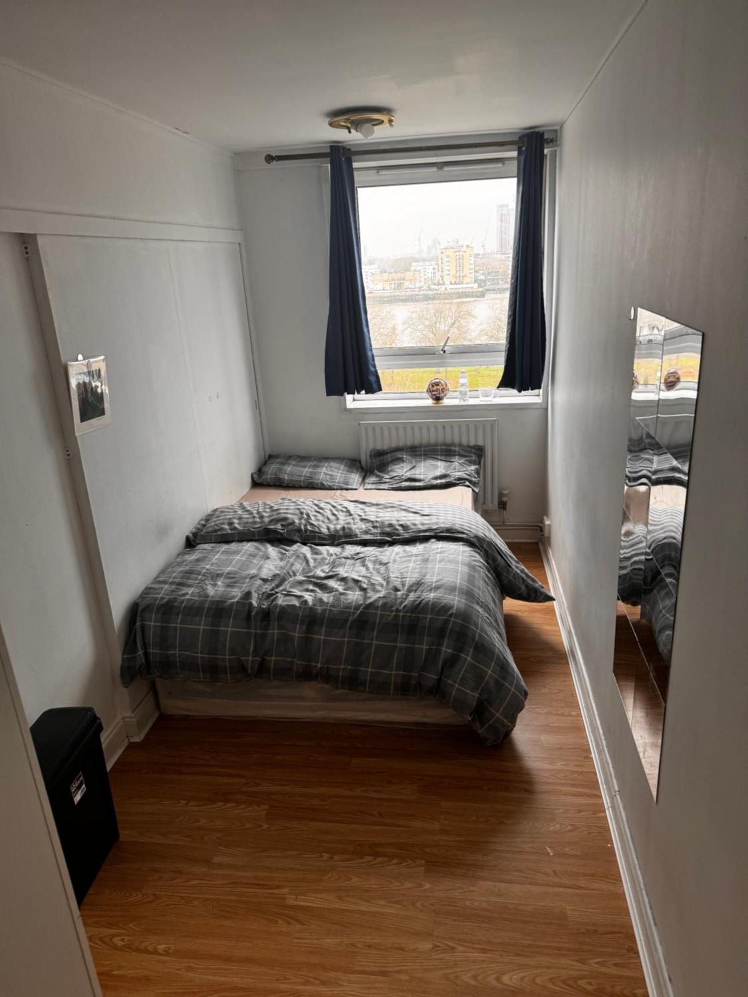 Habitación en casa particular Canary Private In Shared Flat Great Balcony View *