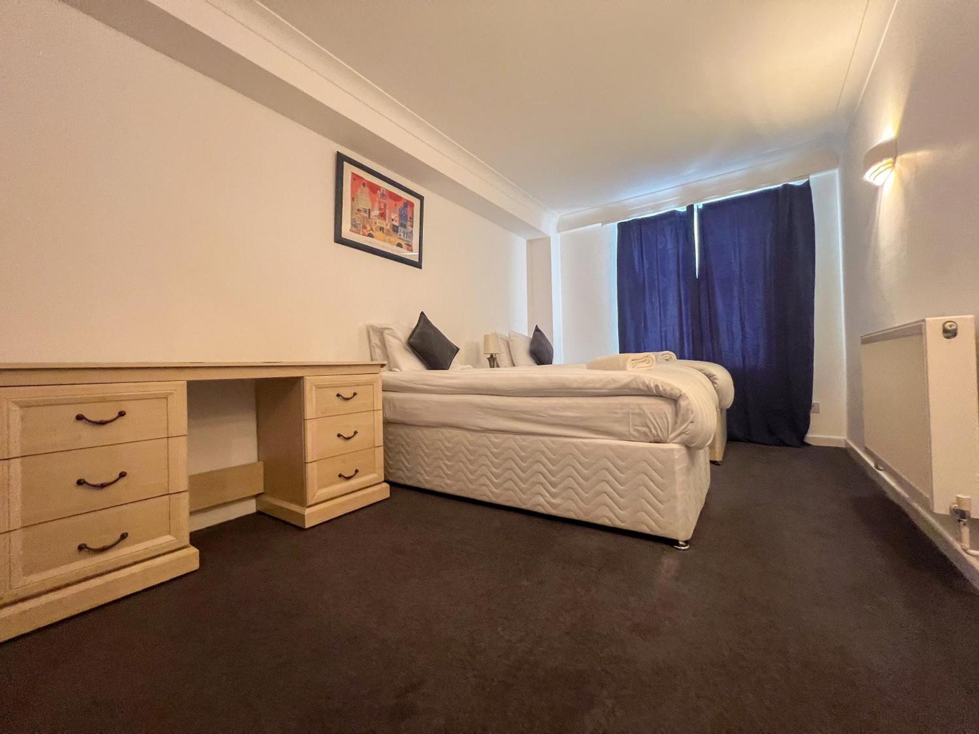 Hertford Court Apartment