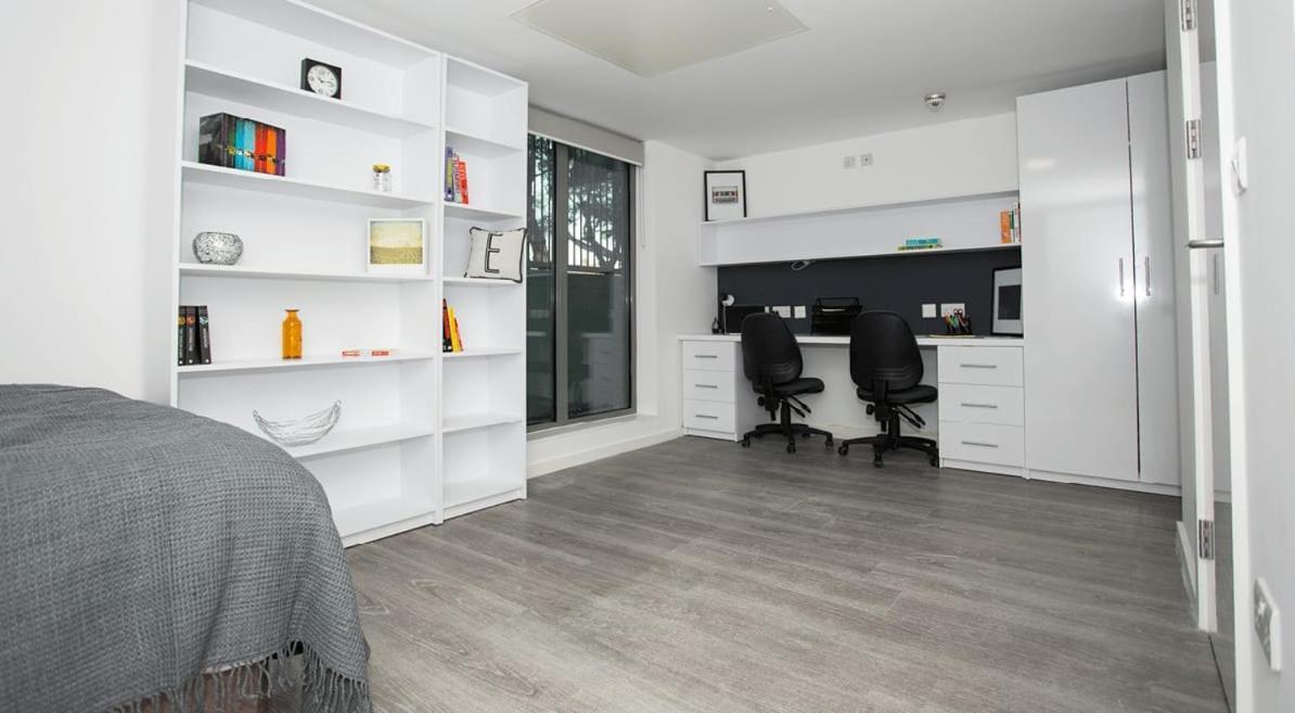 Exclusive Student Only At The Heart Of Londons Academic And Cultural Hub * London