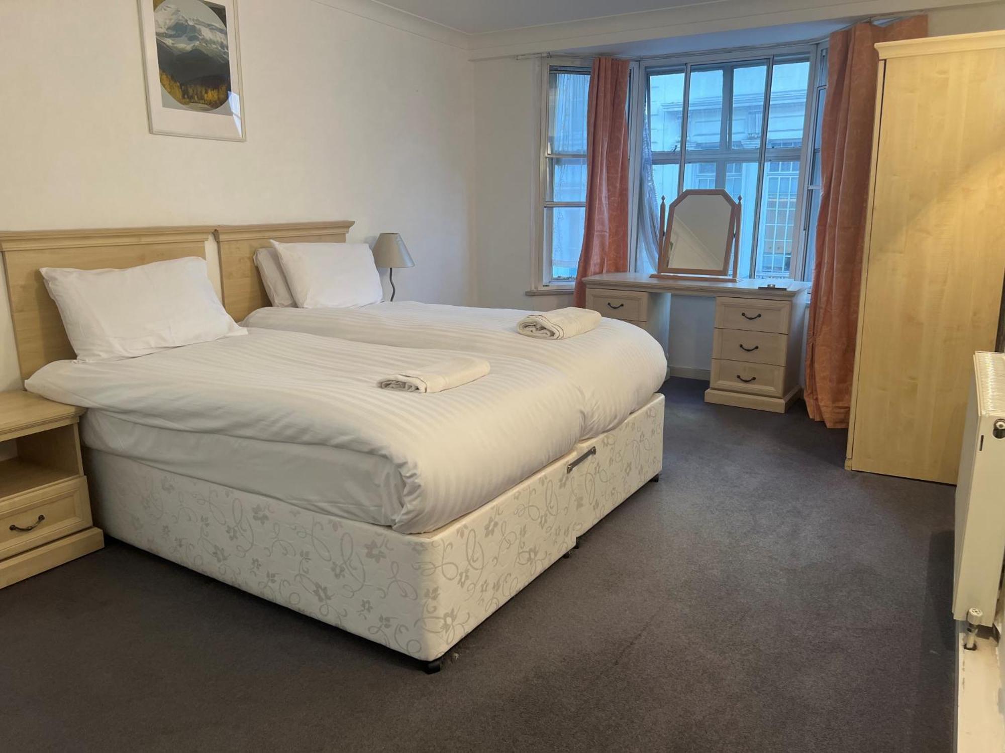 Hertford Court