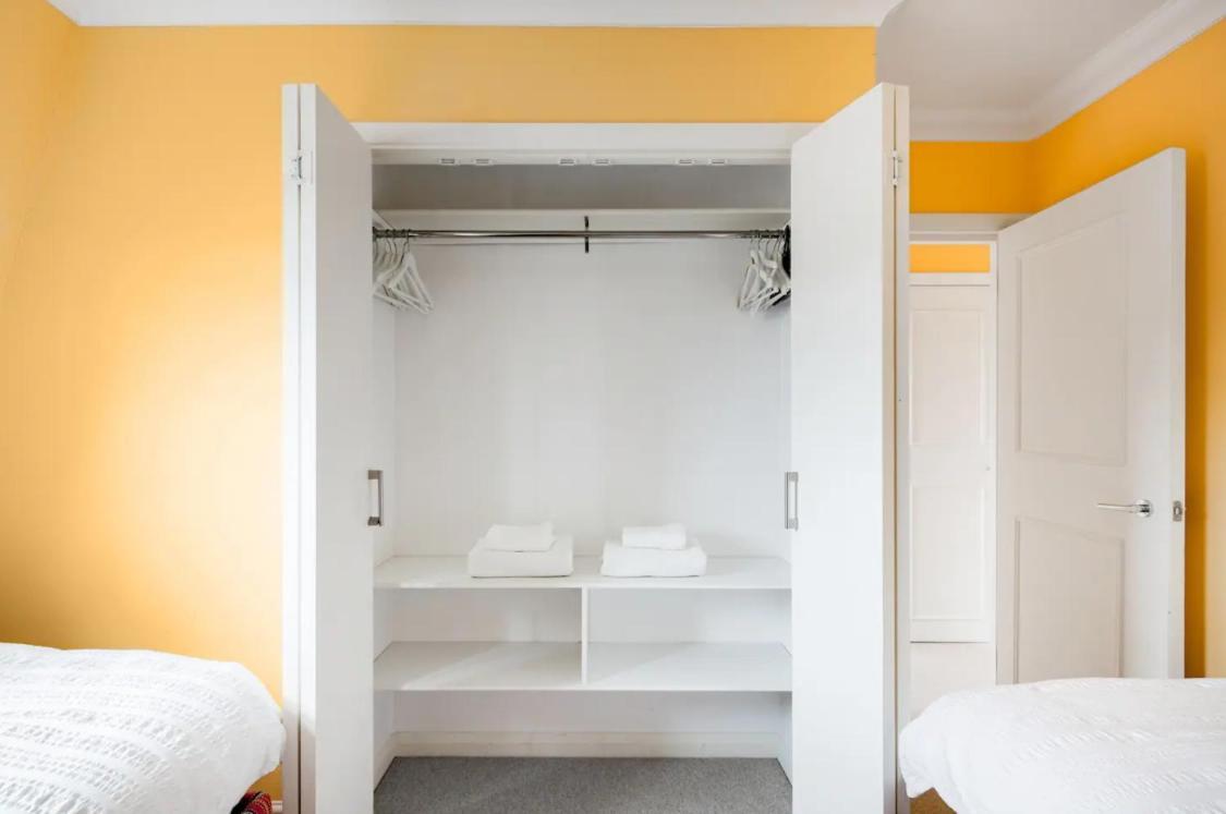 Apartment Vibrant With A Patio In Chelsea