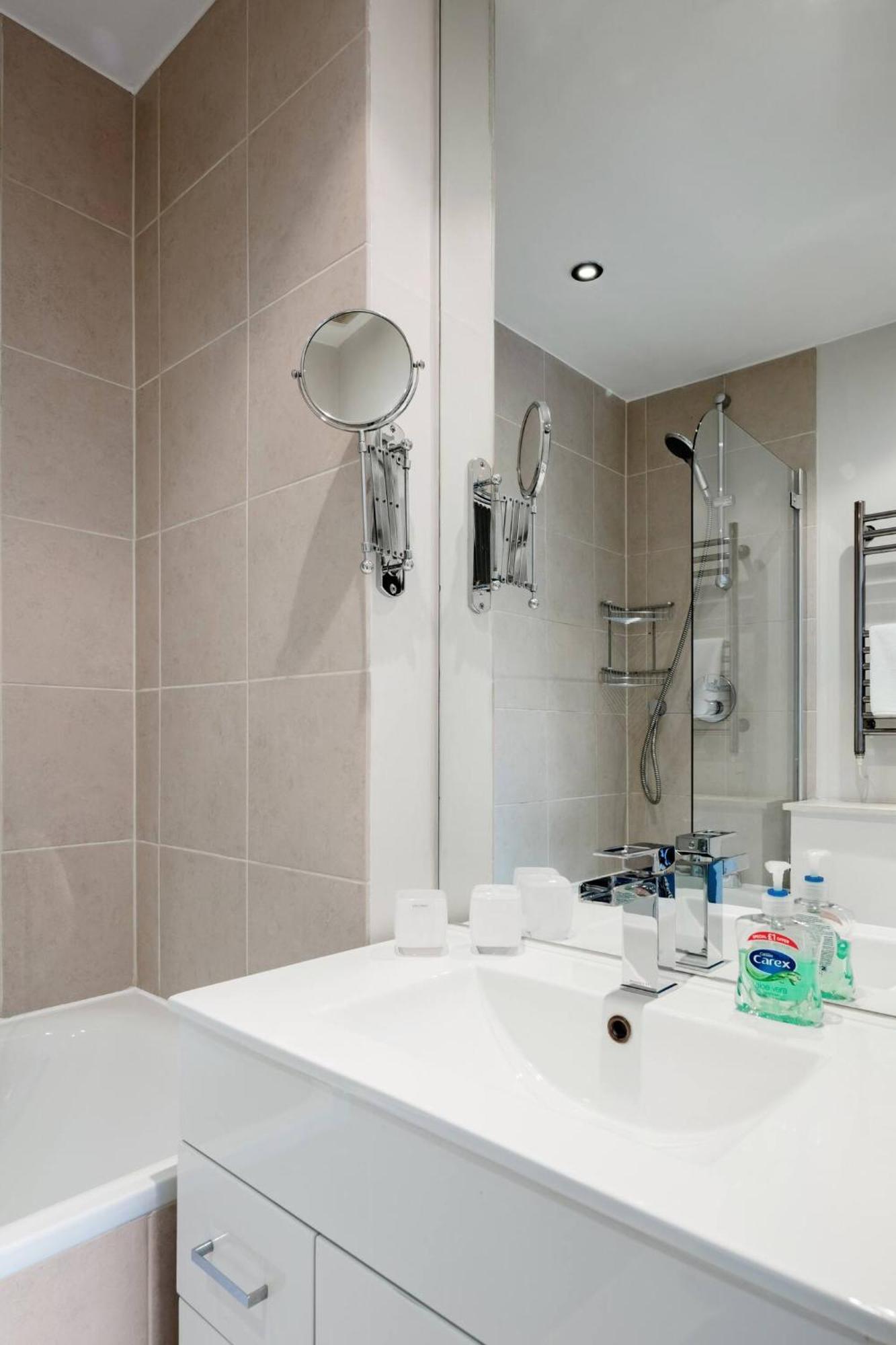 Appartement Vibrant With A Patio In Chelsea *