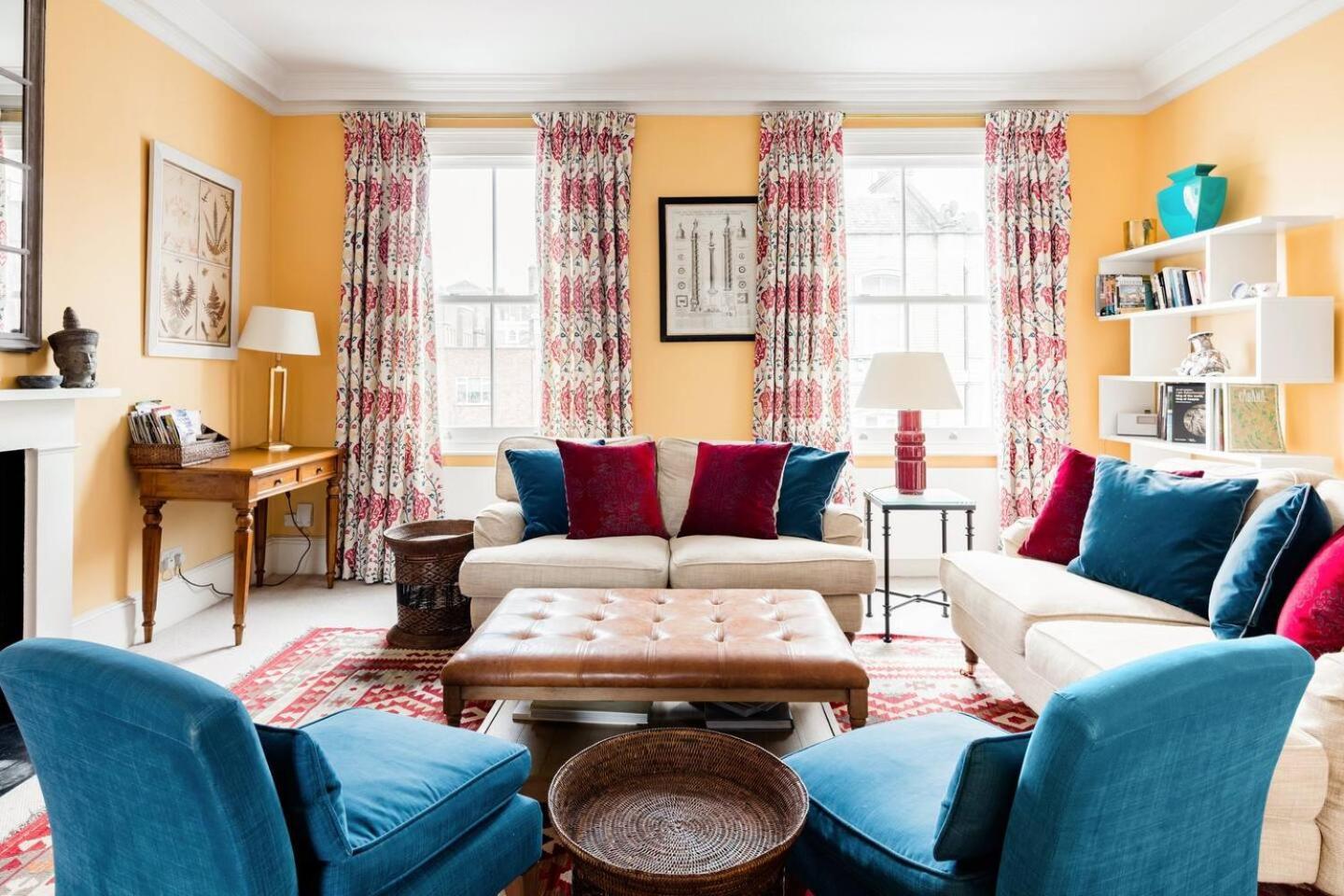 Vibrant With A Patio In Chelsea Apartment London