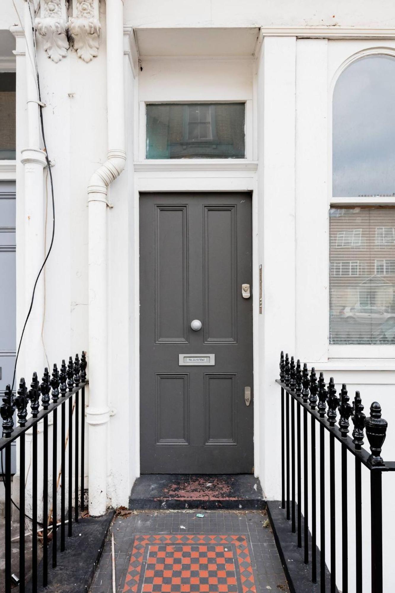 Apartment Vibrant With A Patio In Chelsea