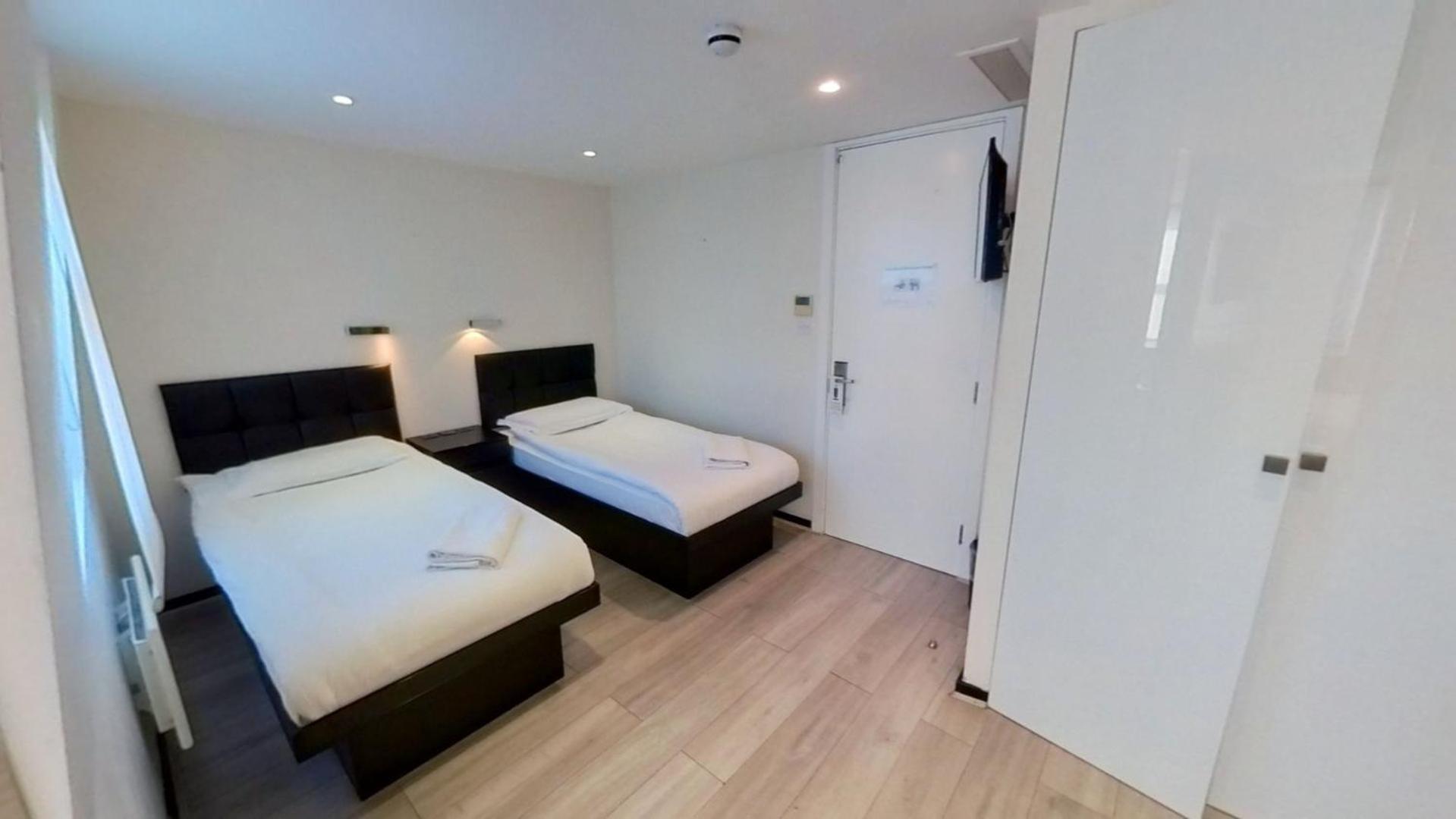 39 Aparthotel
