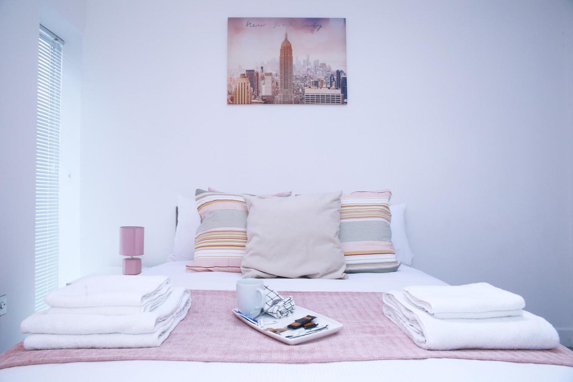 Appartement Harrow Luxury Flat With Free Parking. Londen