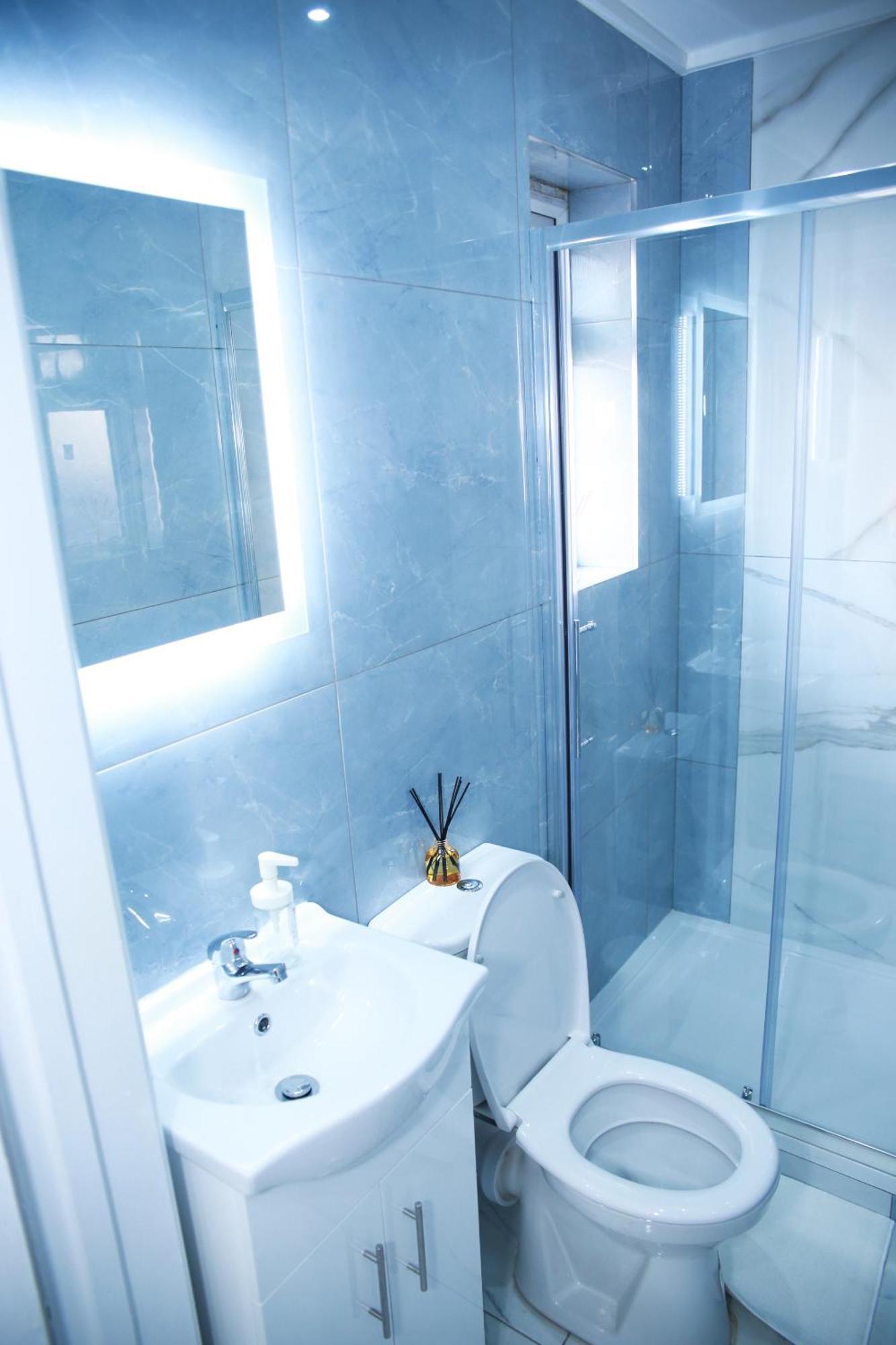 Harrow Luxury Flat With Free Parking. Appartement