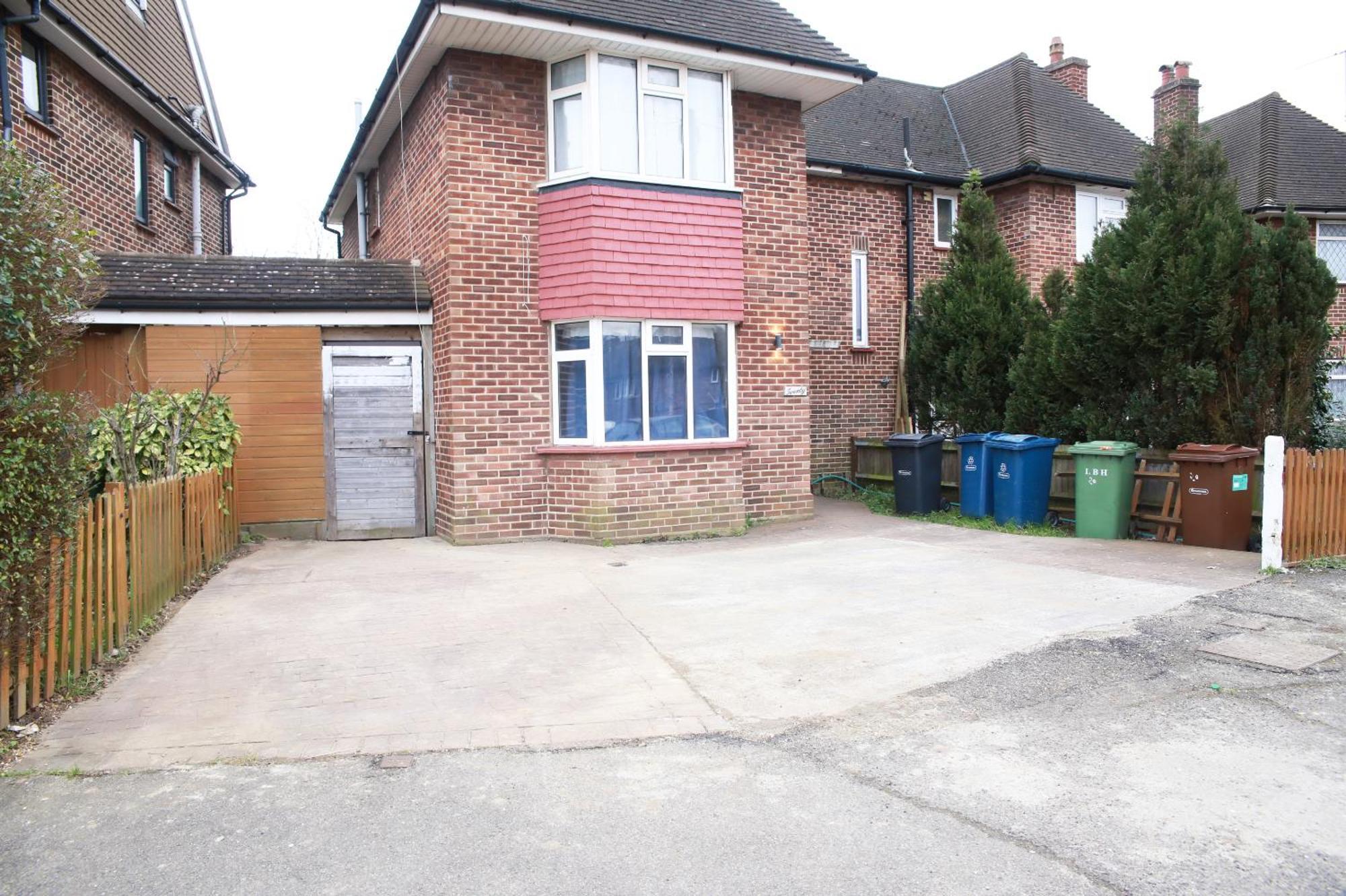 Harrow Luxury Flat With Free Parking. Appartement *
