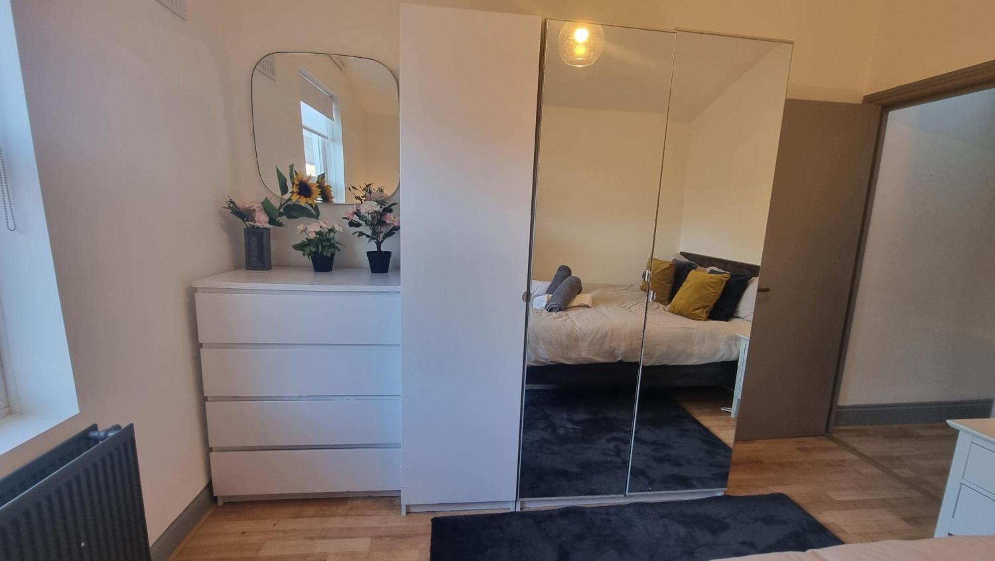 Homestay Garden View Double Room, 20 Mins To London, 1gb Internet *