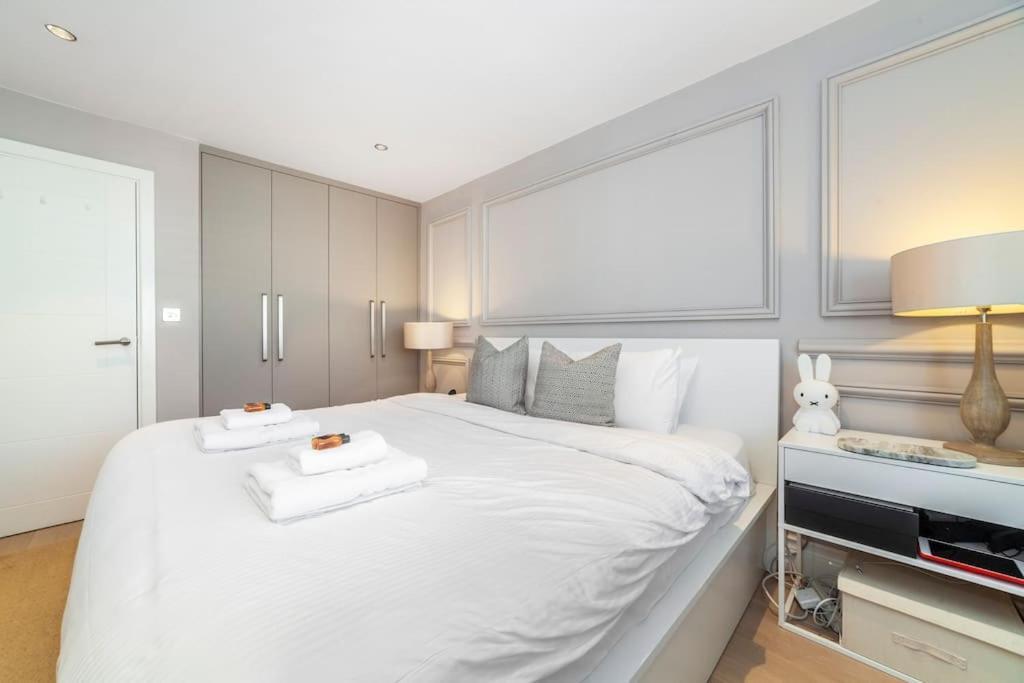 Lovely 2 Bedroom Flat In The Heart Of Chelsea * London
