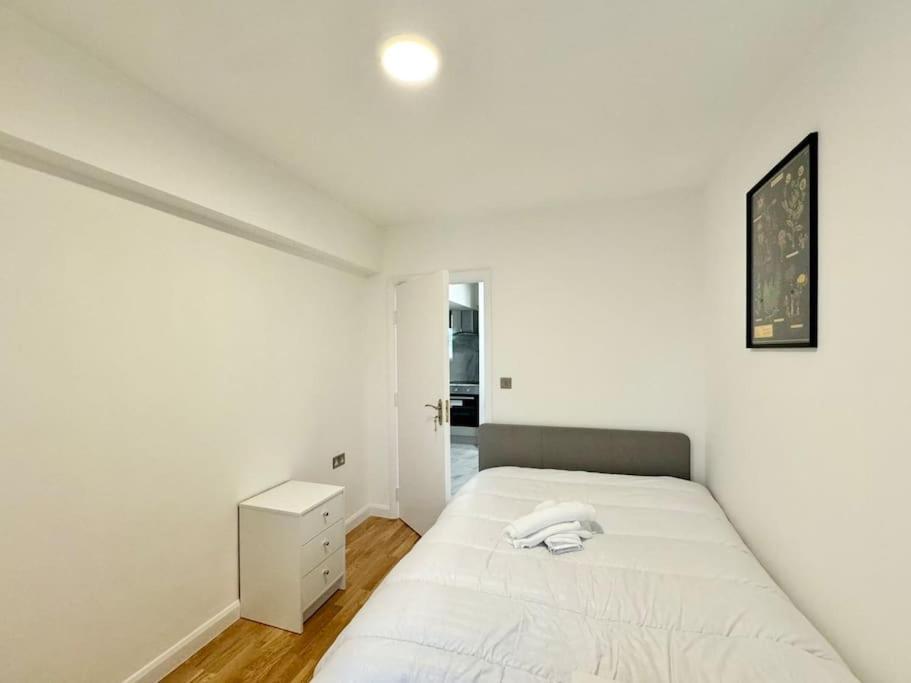 Apartment 2-bedroom Flat Near Euston Station, *