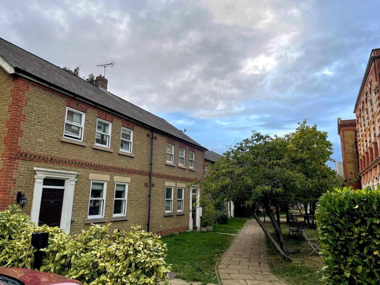House With Private Parking Close To Borough Market & Tower Bridge! Leilighet *