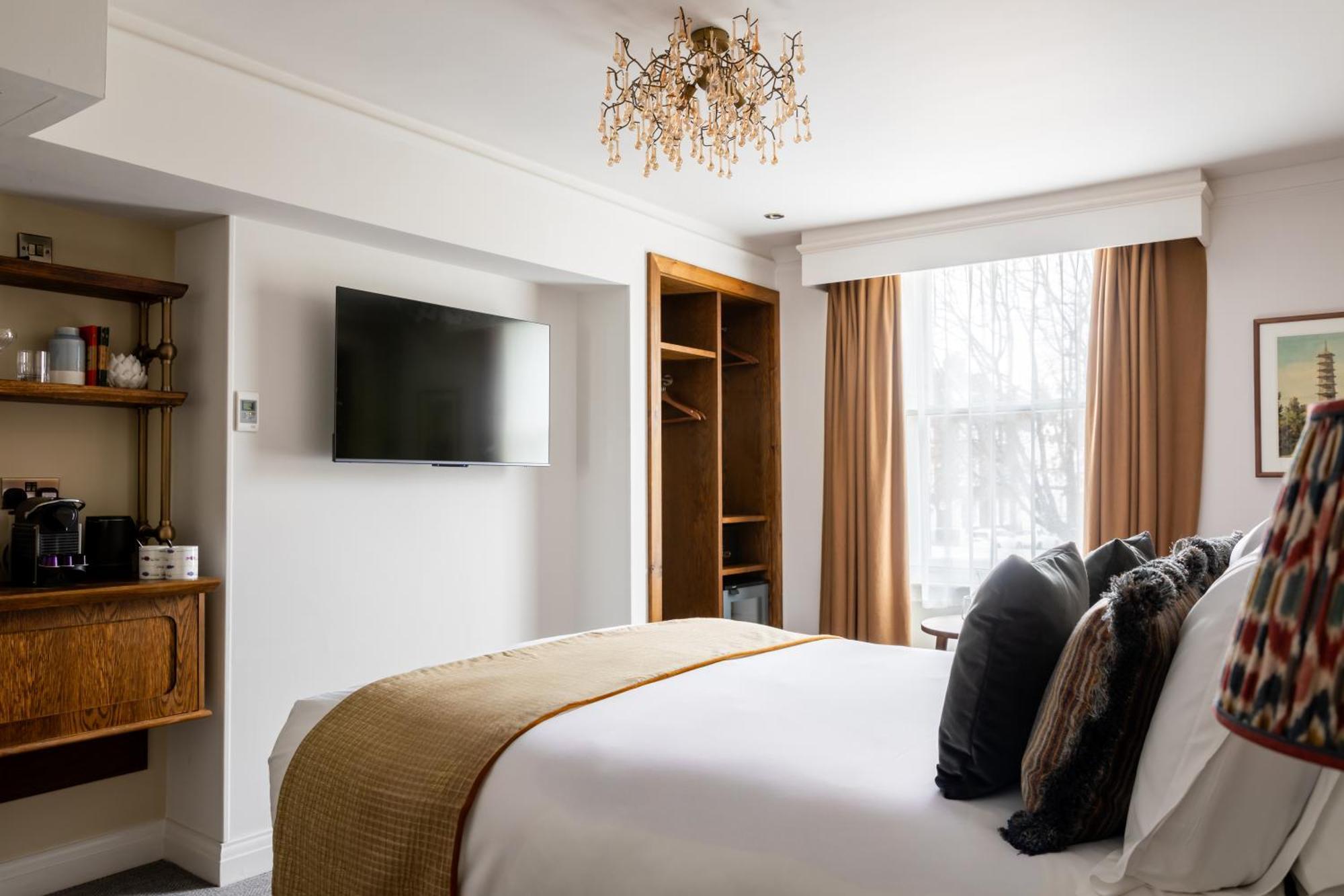 Coach & Horses 3* London