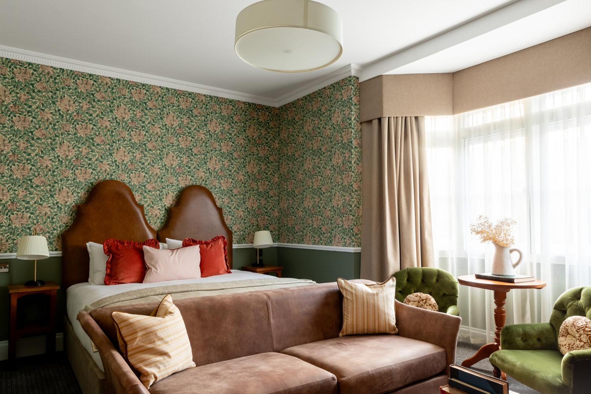 The Drayton Court Hotell London