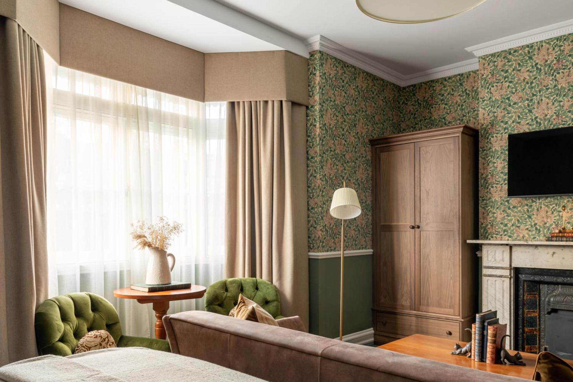 The Drayton Court Hotel 4*