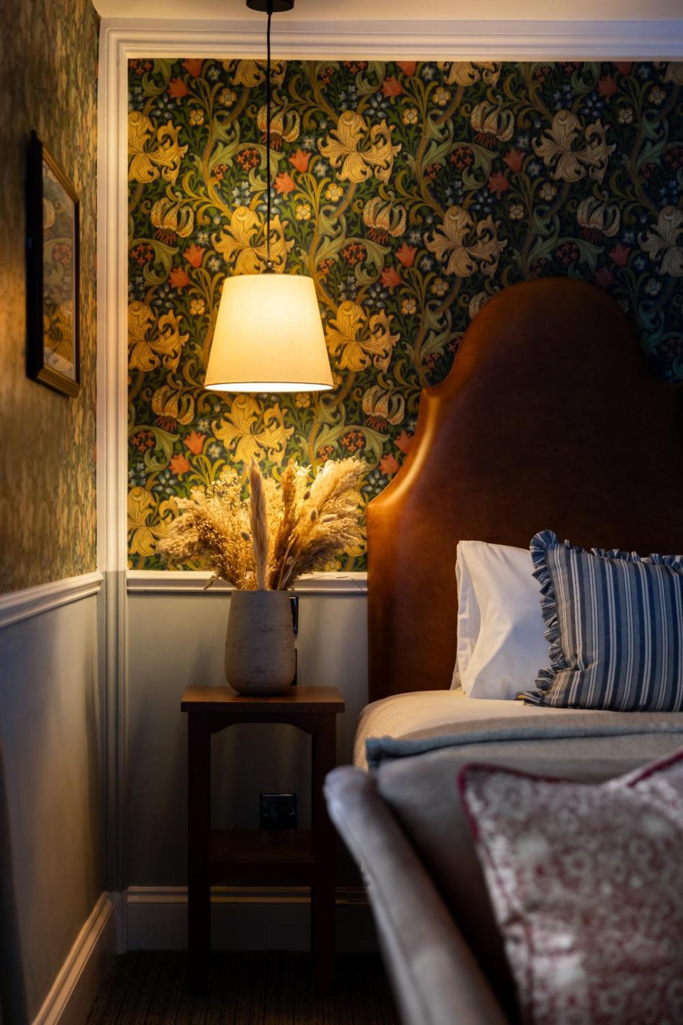 The Drayton Court Hotell London