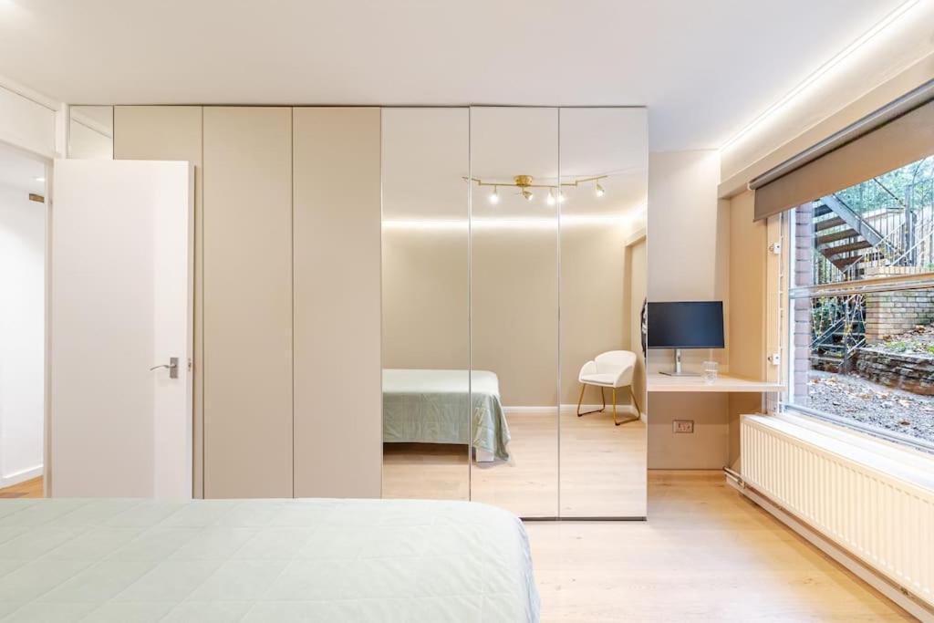 3 Bedroom Maisonette In Belsize Park, Hampstead With Private Entrance Apartment London