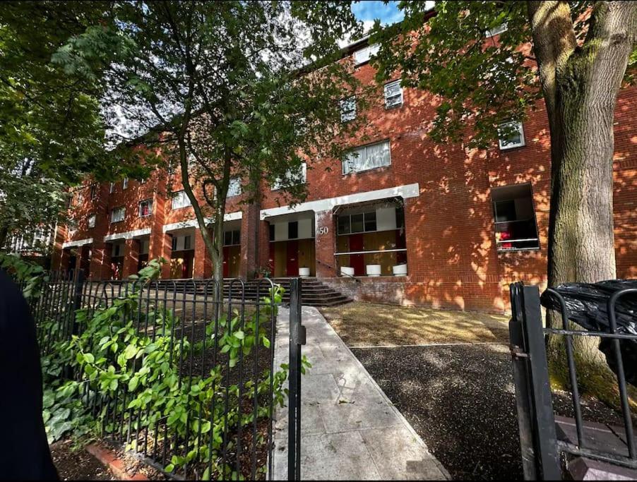 3 Bedroom Maisonette In Belsize Park, Hampstead With Private Entrance London