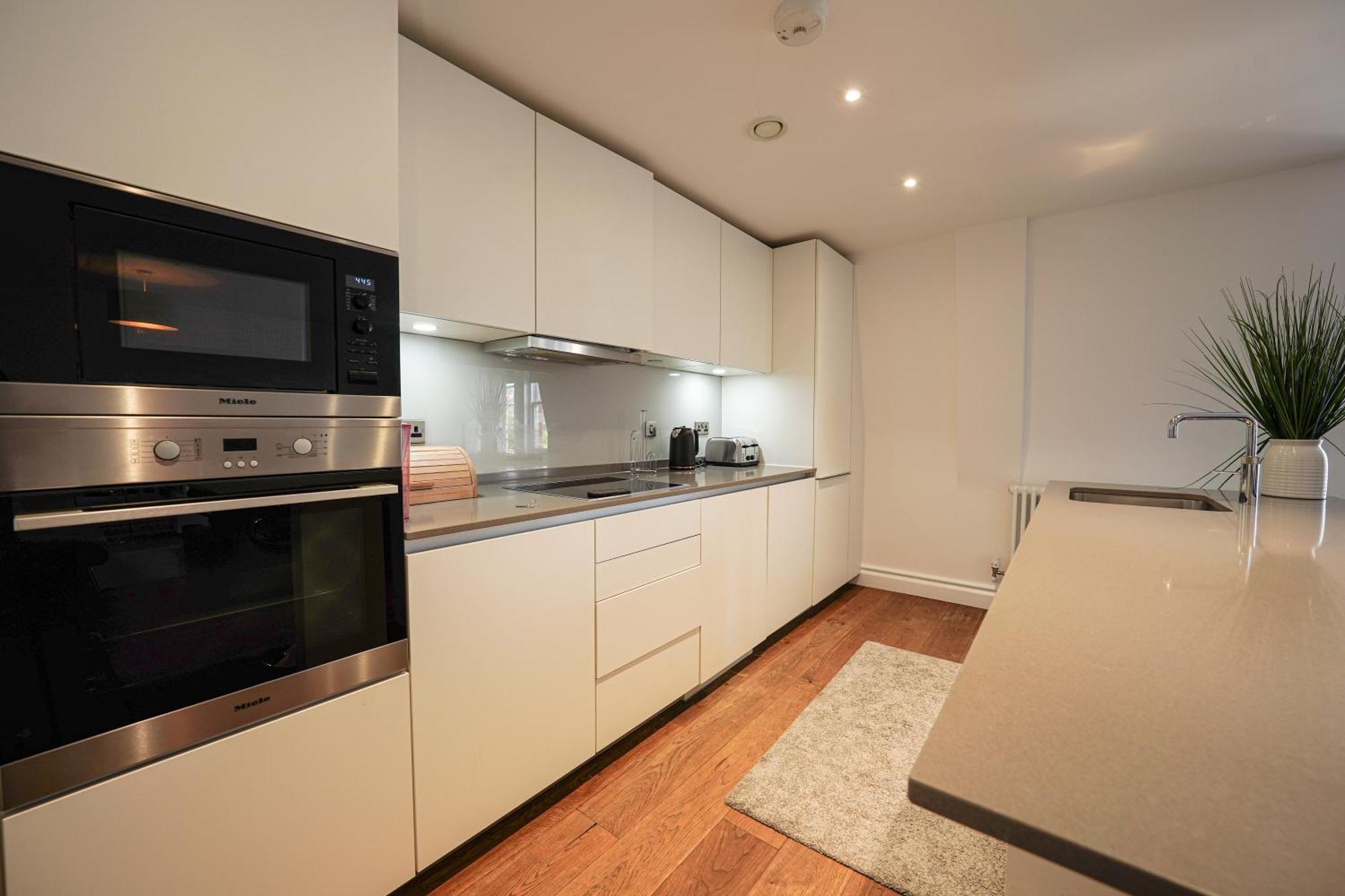 High Steet Kensington Penthouse *