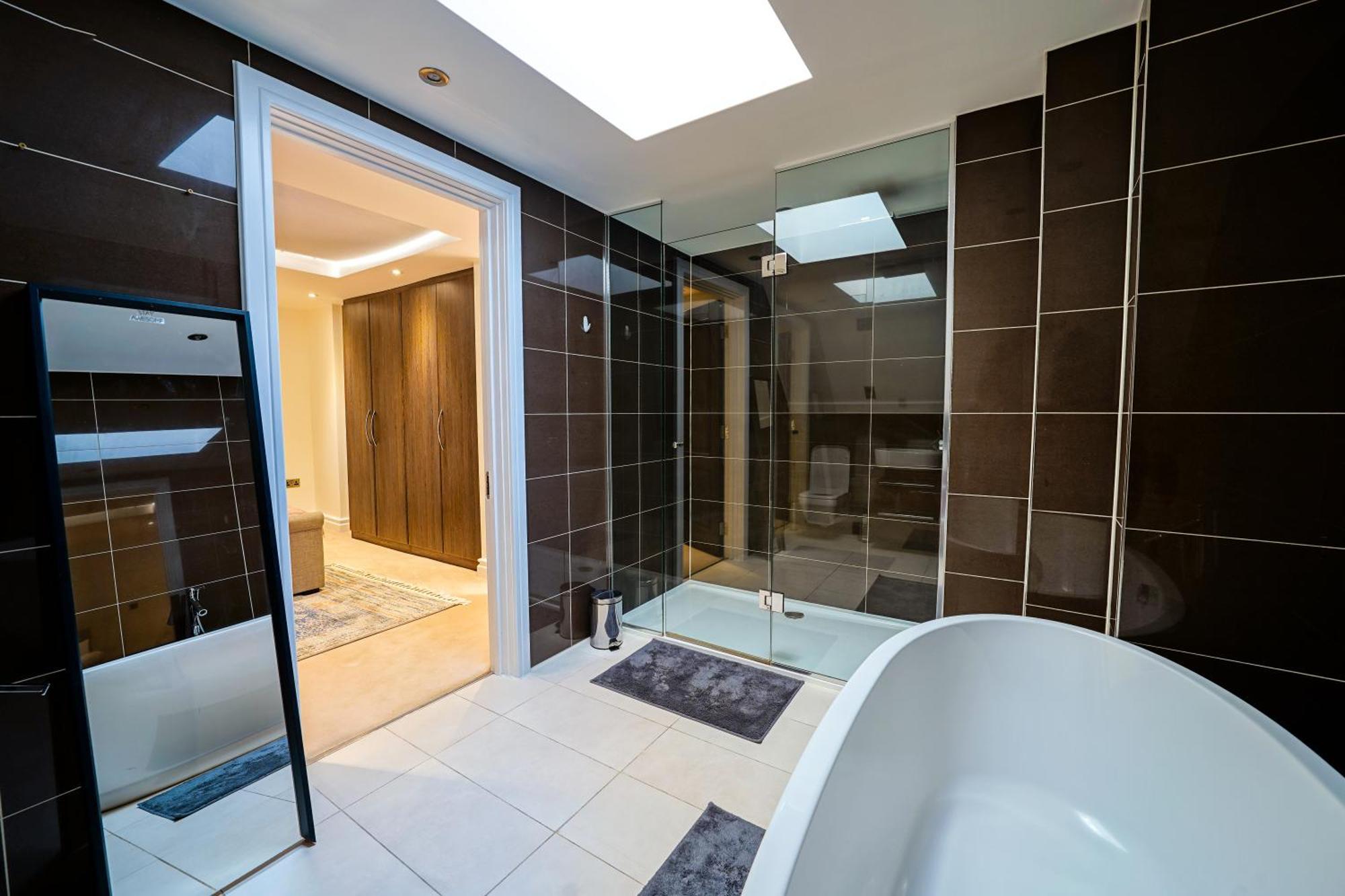 High Steet Kensington Penthouse Apartment *