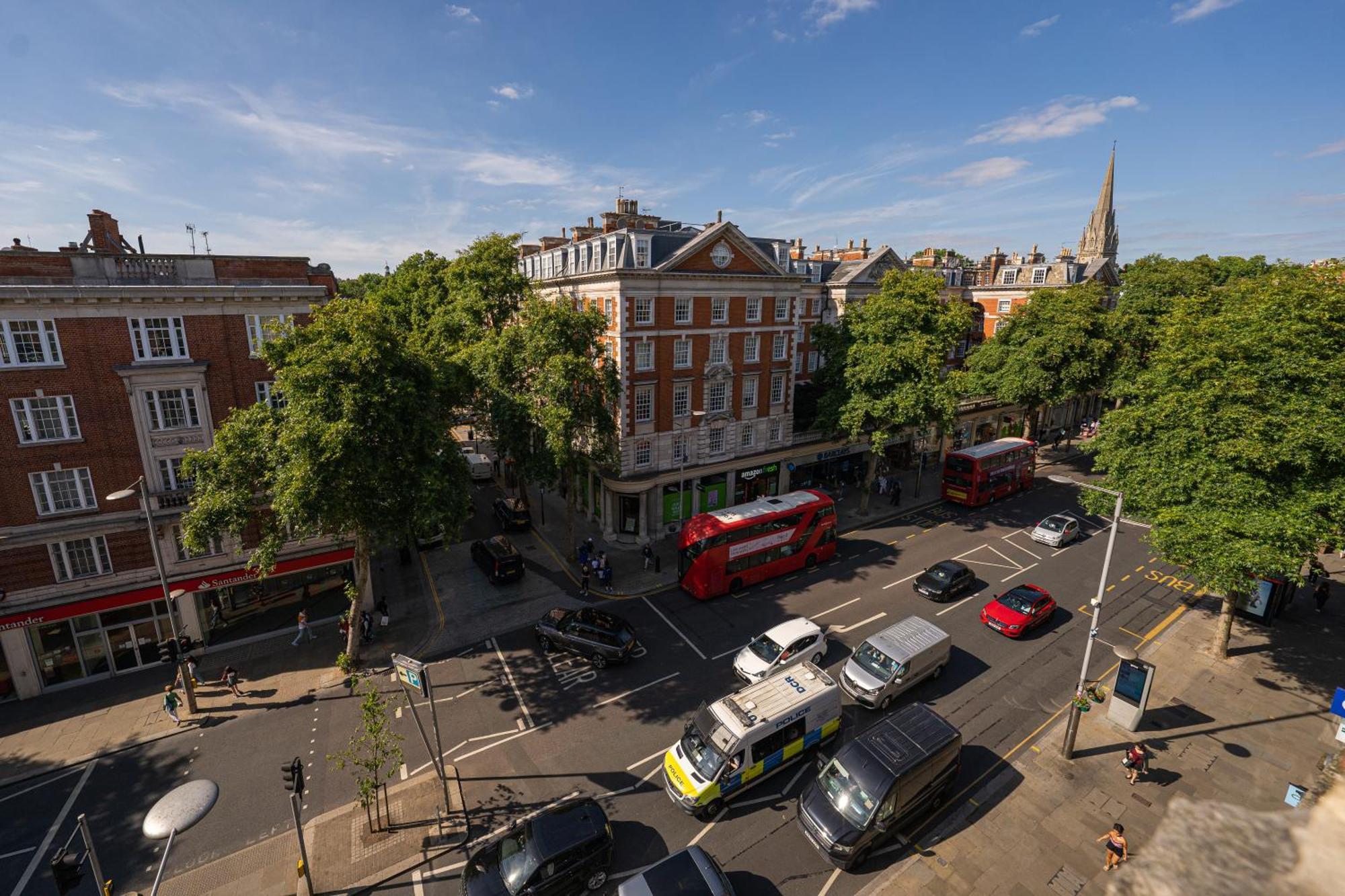 Apartment High Steet Kensington Penthouse *