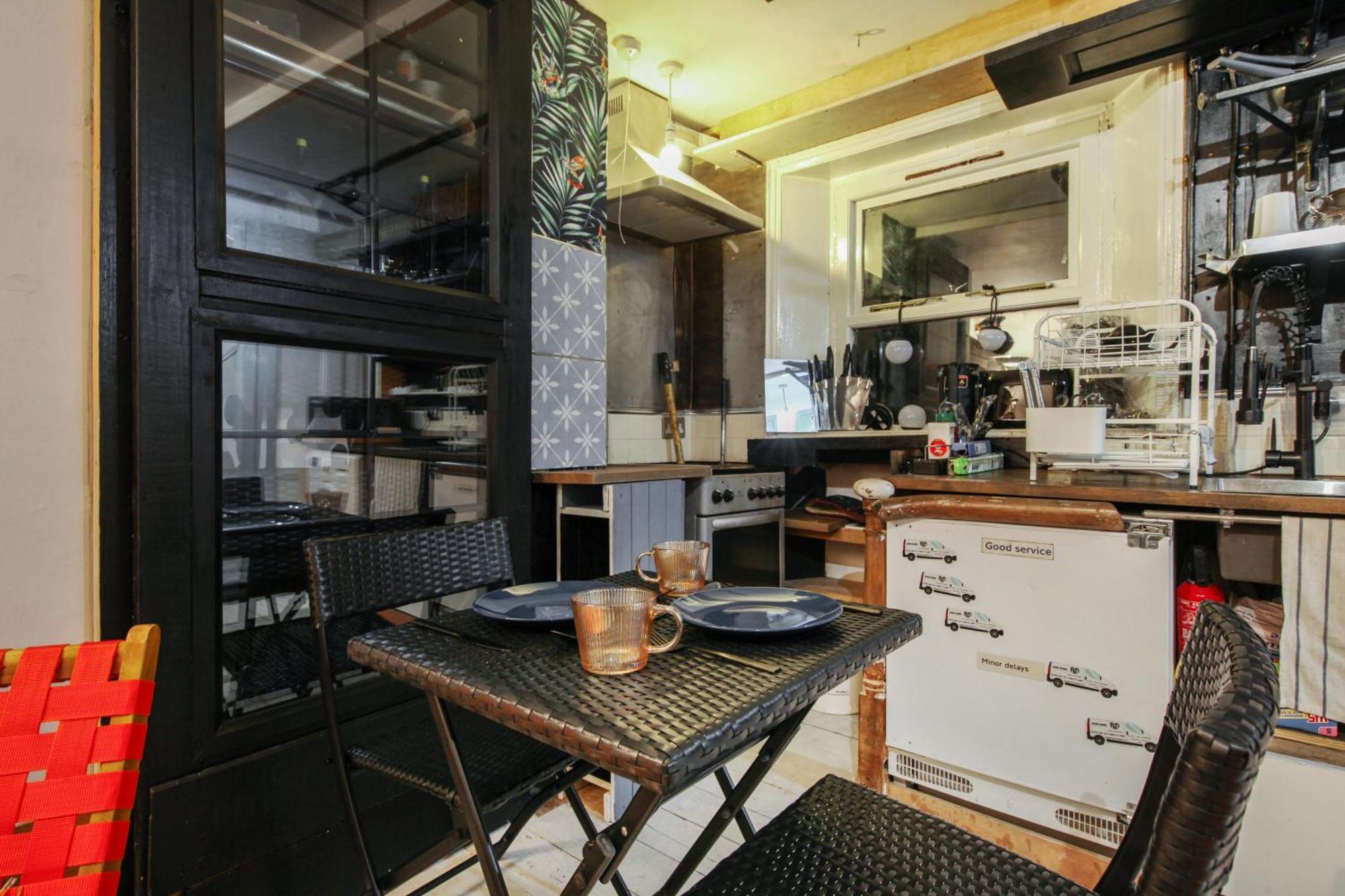 Hububb Peckham Apartment