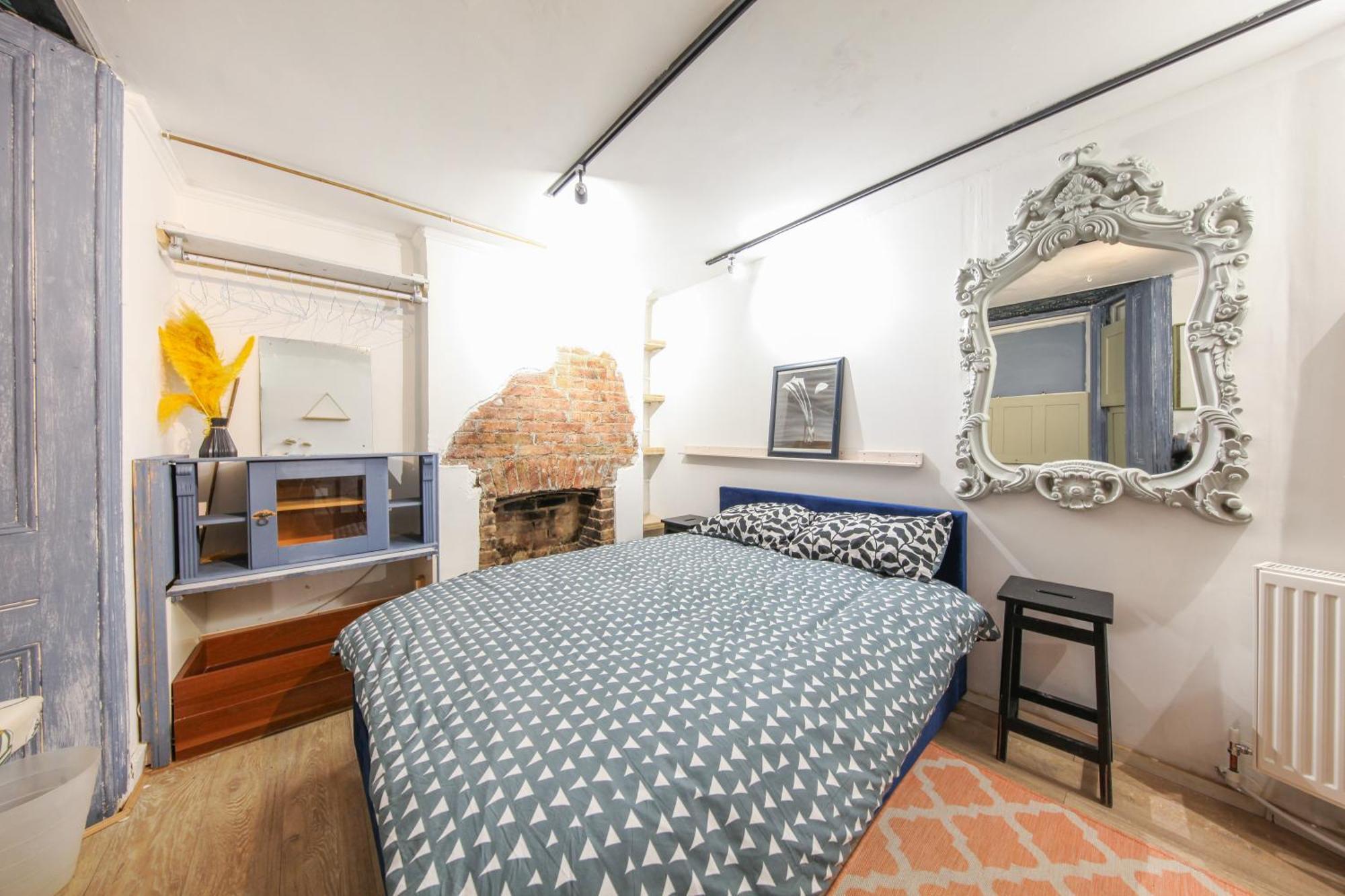 Hububb Peckham Apartment
