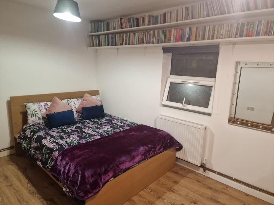 Leilighet Comfortable In Wembley London