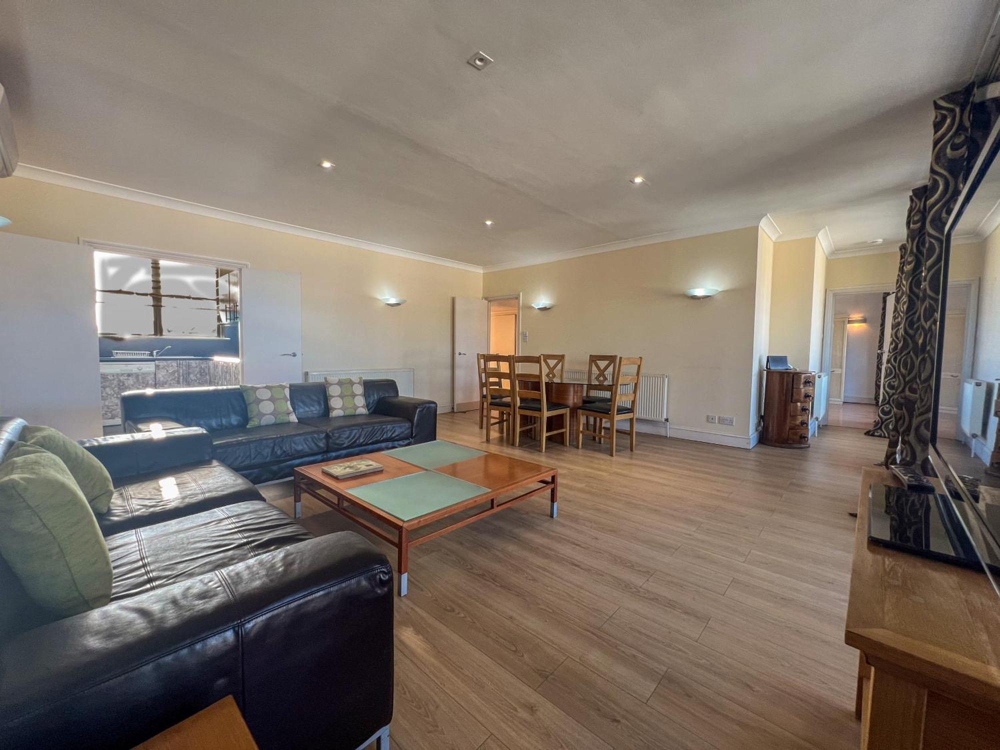 Collection In Prestigious Mayfair Location Leilighet London
