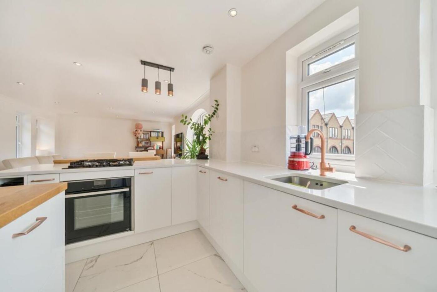 Elegant Modern Cozy 3Bd Apt 1Gb Wifi - Luxurylondonstays Ferienhaus