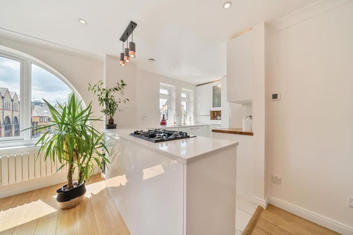 Ferienhaus Elegant Modern Cozy 3Bd Apt 1Gb Wifi - Luxurylondonstays *