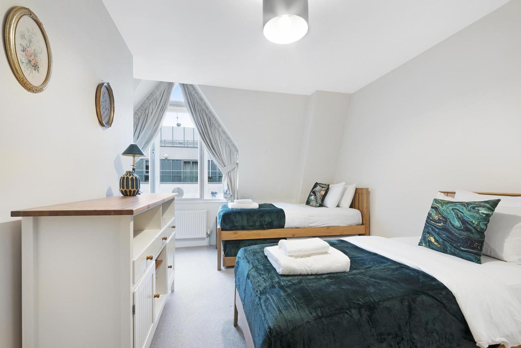 Farringdon Penthouse Spacious 3 Bedroom 2 Bath Leilighet London