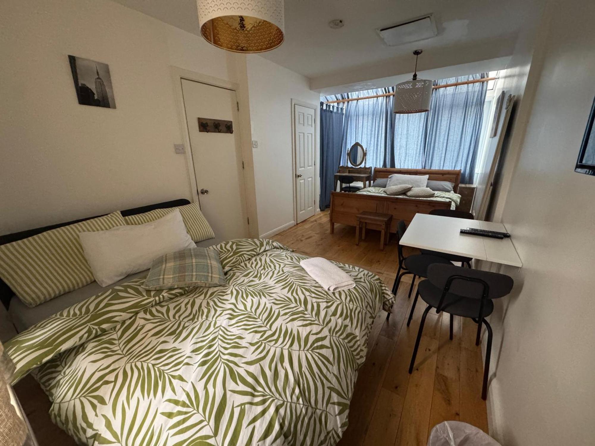 Gasthuis Cozy Rooms Near Central London Londen