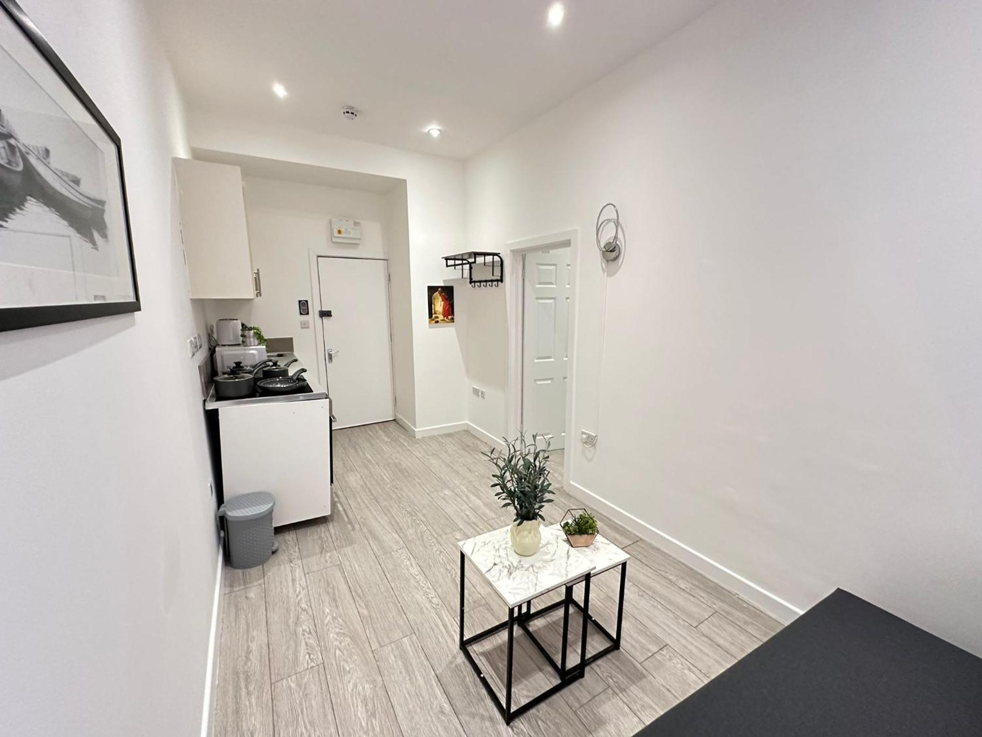 Apartment Beautiful Near Central
