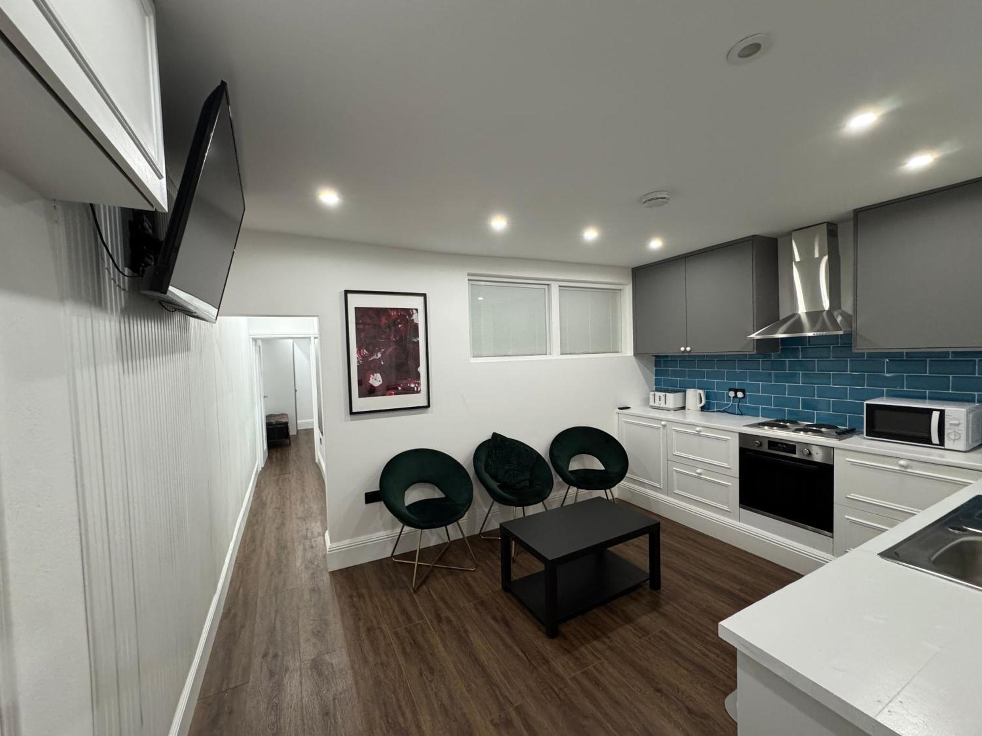 Apartment 2 Bedroom Luxury Flat In Euston