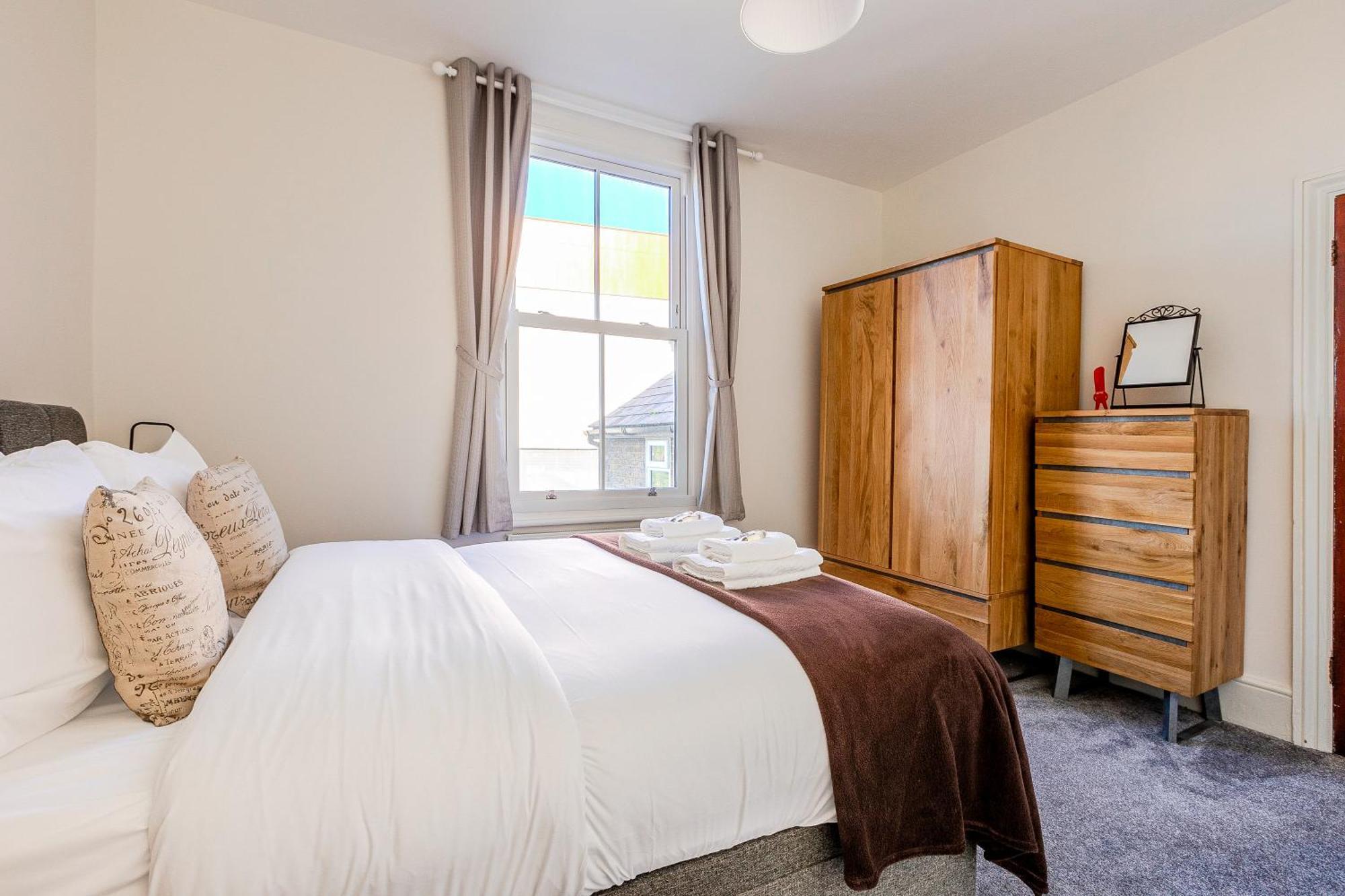 Peaceful 2br Multilvl In Streatham Apartamento *