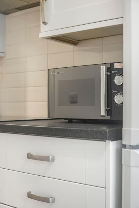 The Hoxton Nest - Stylish 1 Bed Shoreditch Flat London