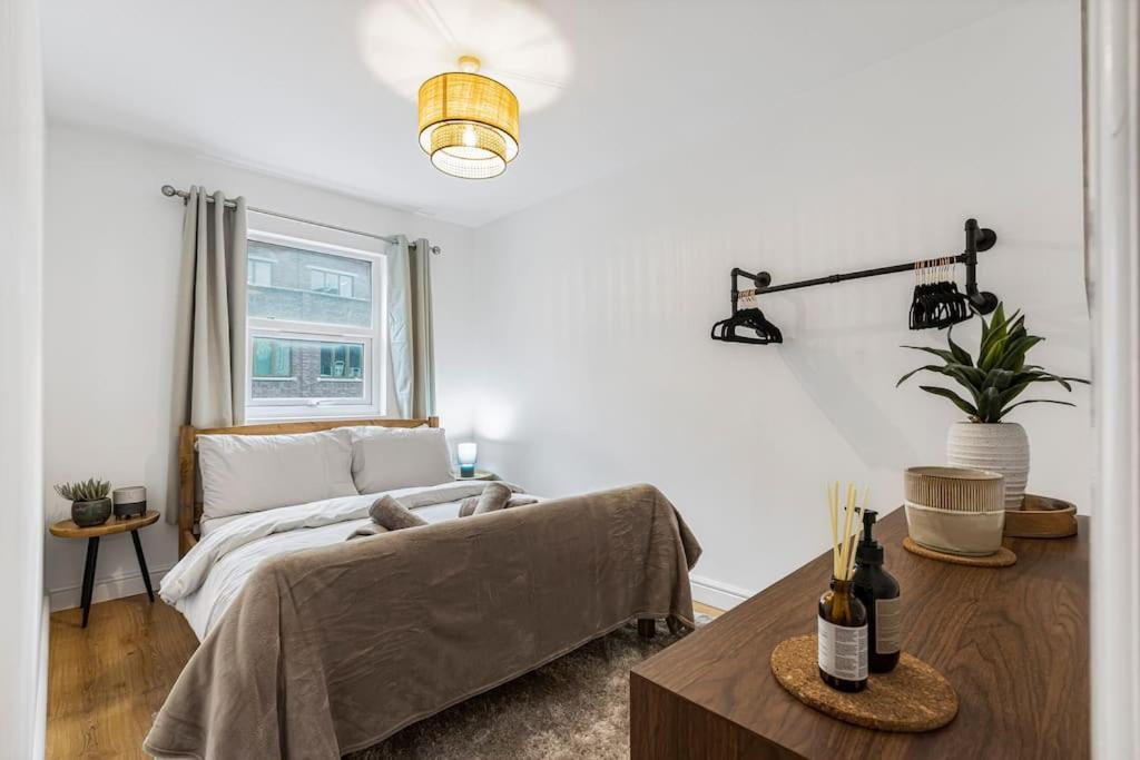The Hoxton Nest - Stylish 1 Bed Shoreditch Flat * London