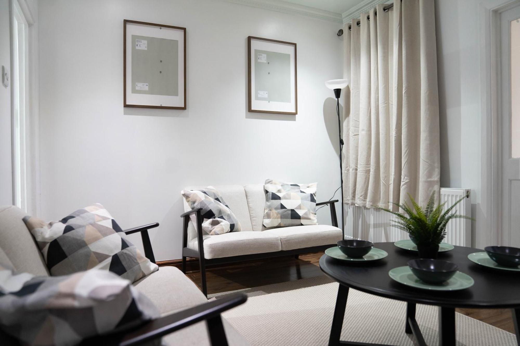 Leilighet Modern, Cozy 3-bed House In Perfect For Families, Contractors And Groups!
