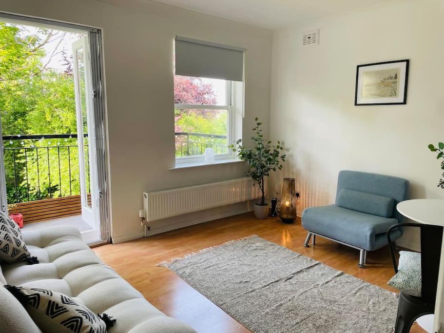 Bright Newly Refurbished Apartment