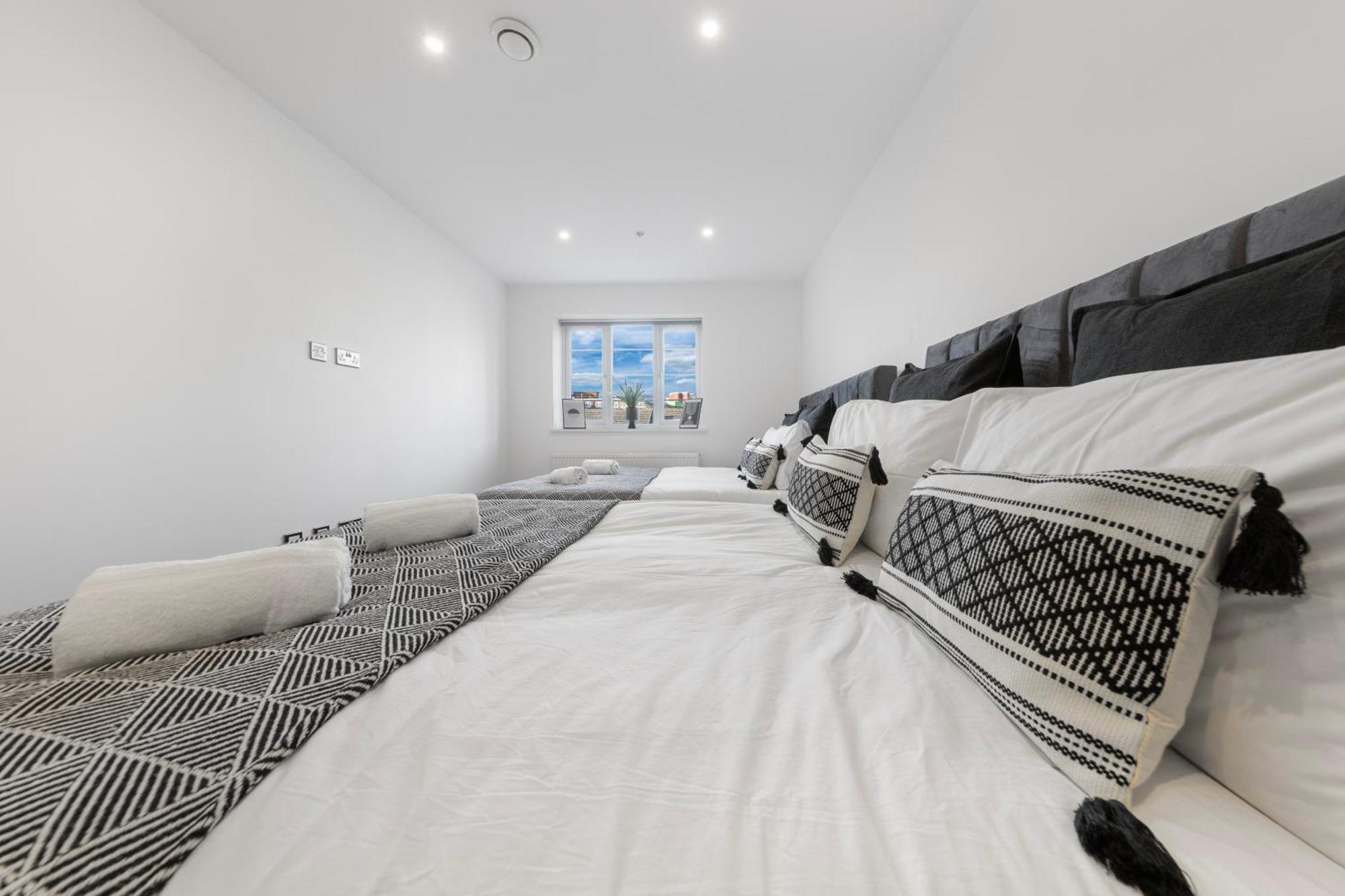 Stylish Nine Elms Vauxhall 1 Bedroom Apartment