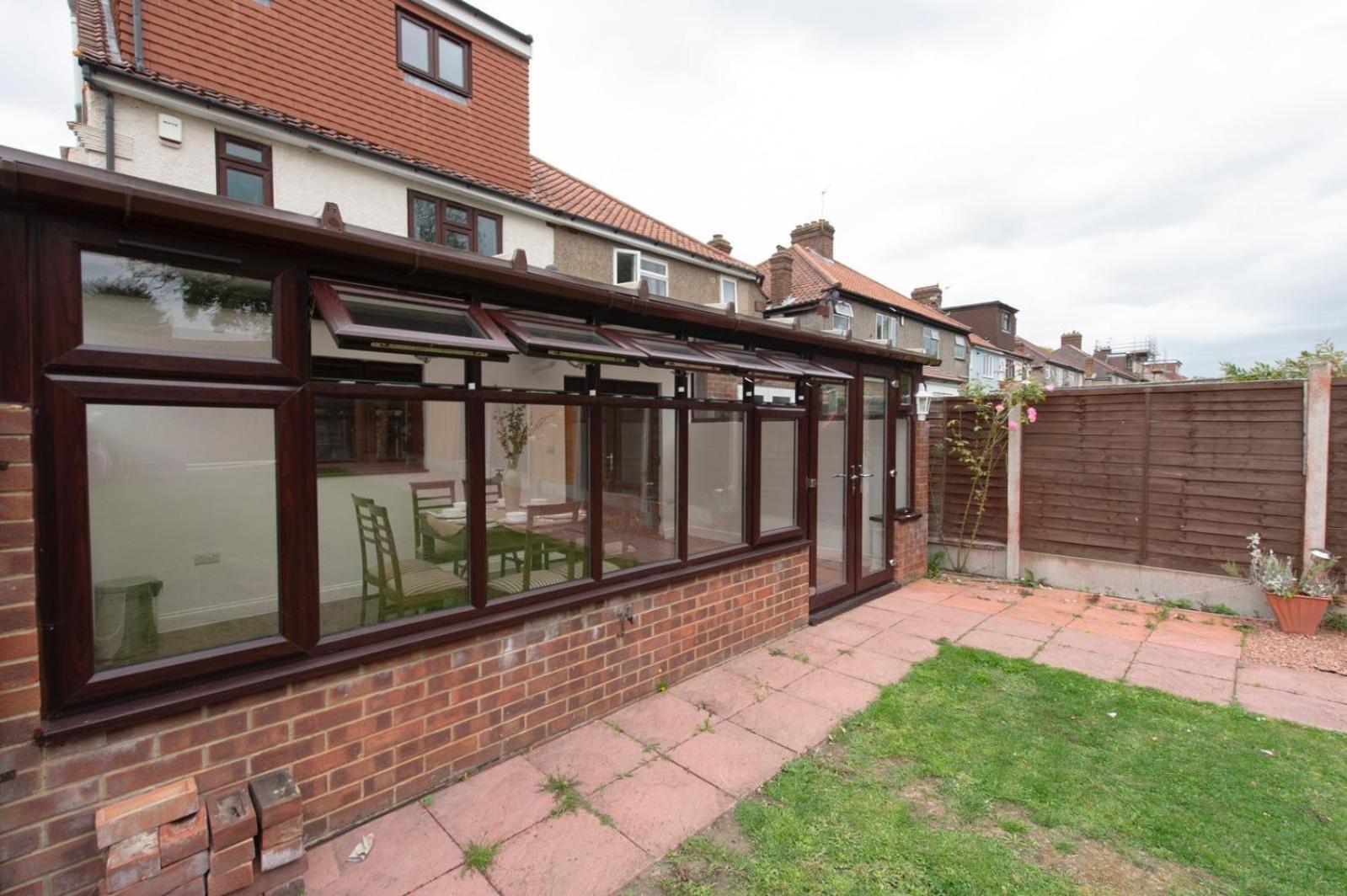 Spacious 6 Bed House 10 Beds In Blackheath Appartement