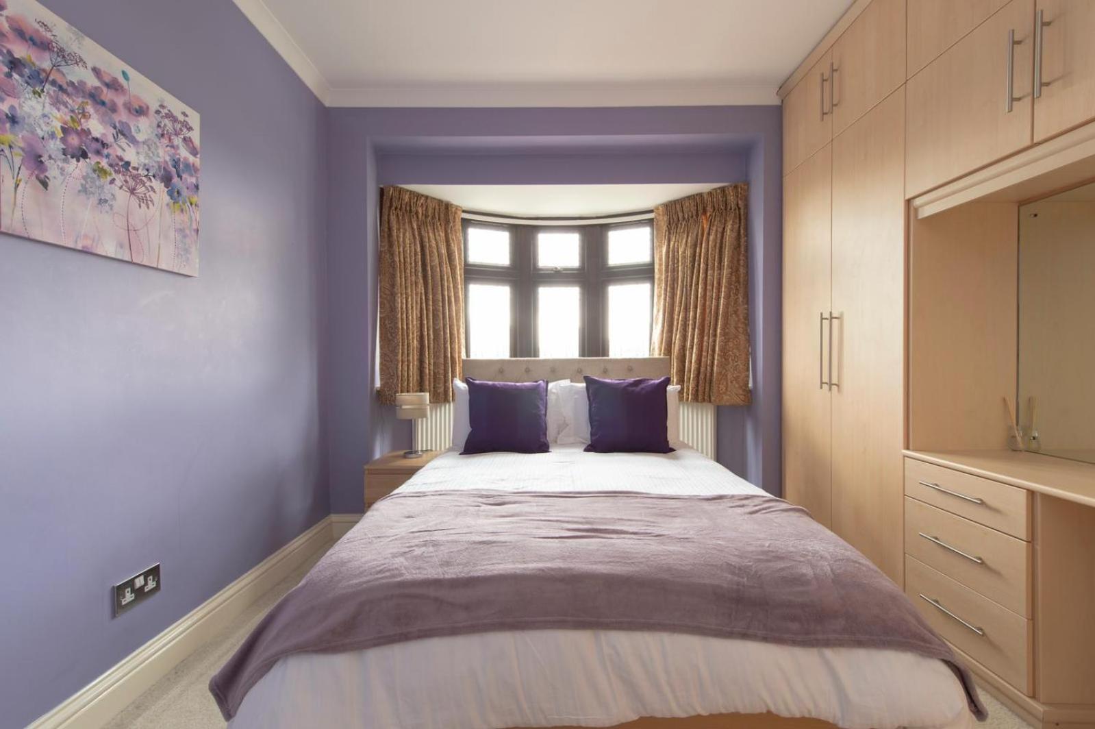 Spacious 6 Bed House 10 Beds In Blackheath Appartement Londen