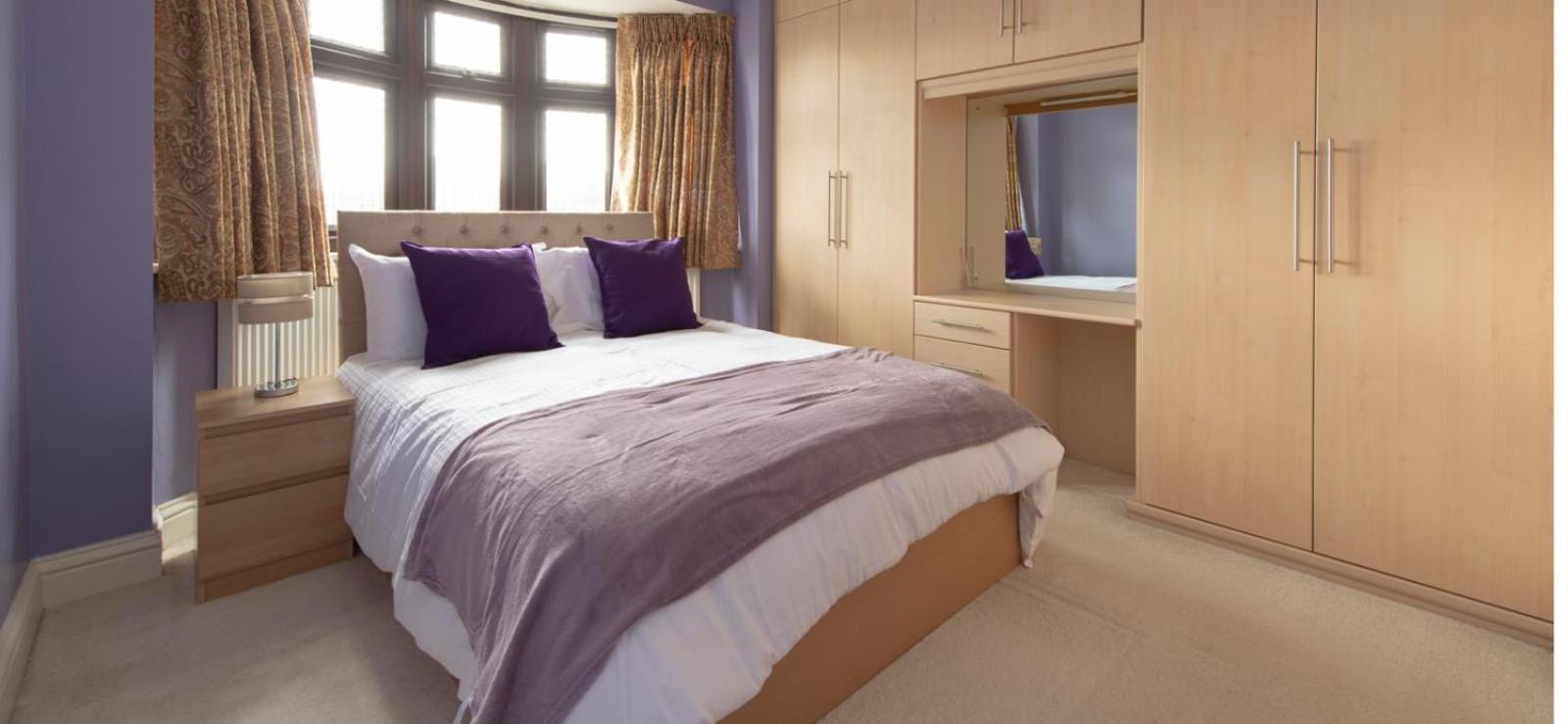 Spacious 6 Bed House 10 Beds In Blackheath Appartement Londen