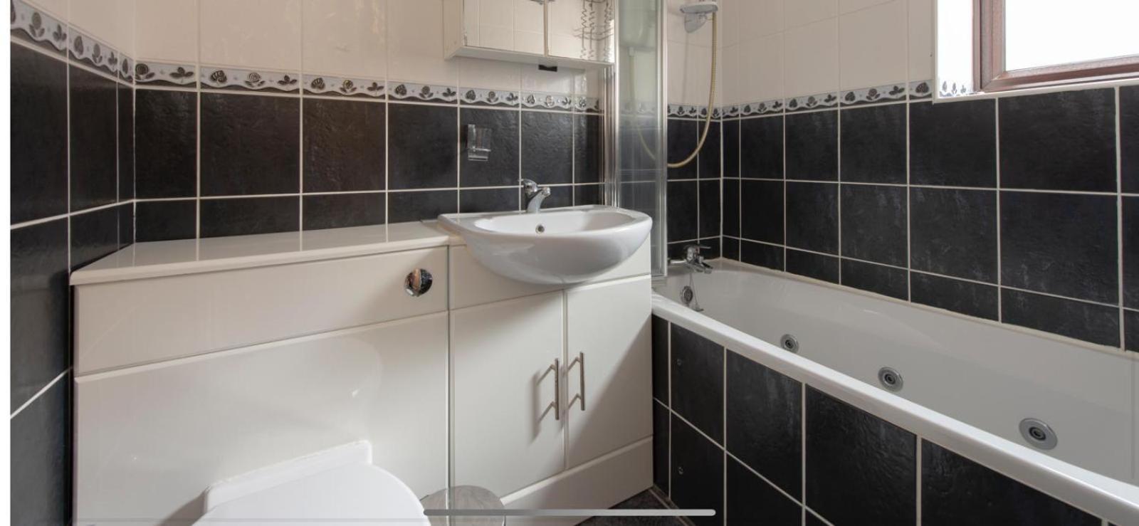 Appartement Spacious 6 Bed House 10 Beds In Blackheath Londen